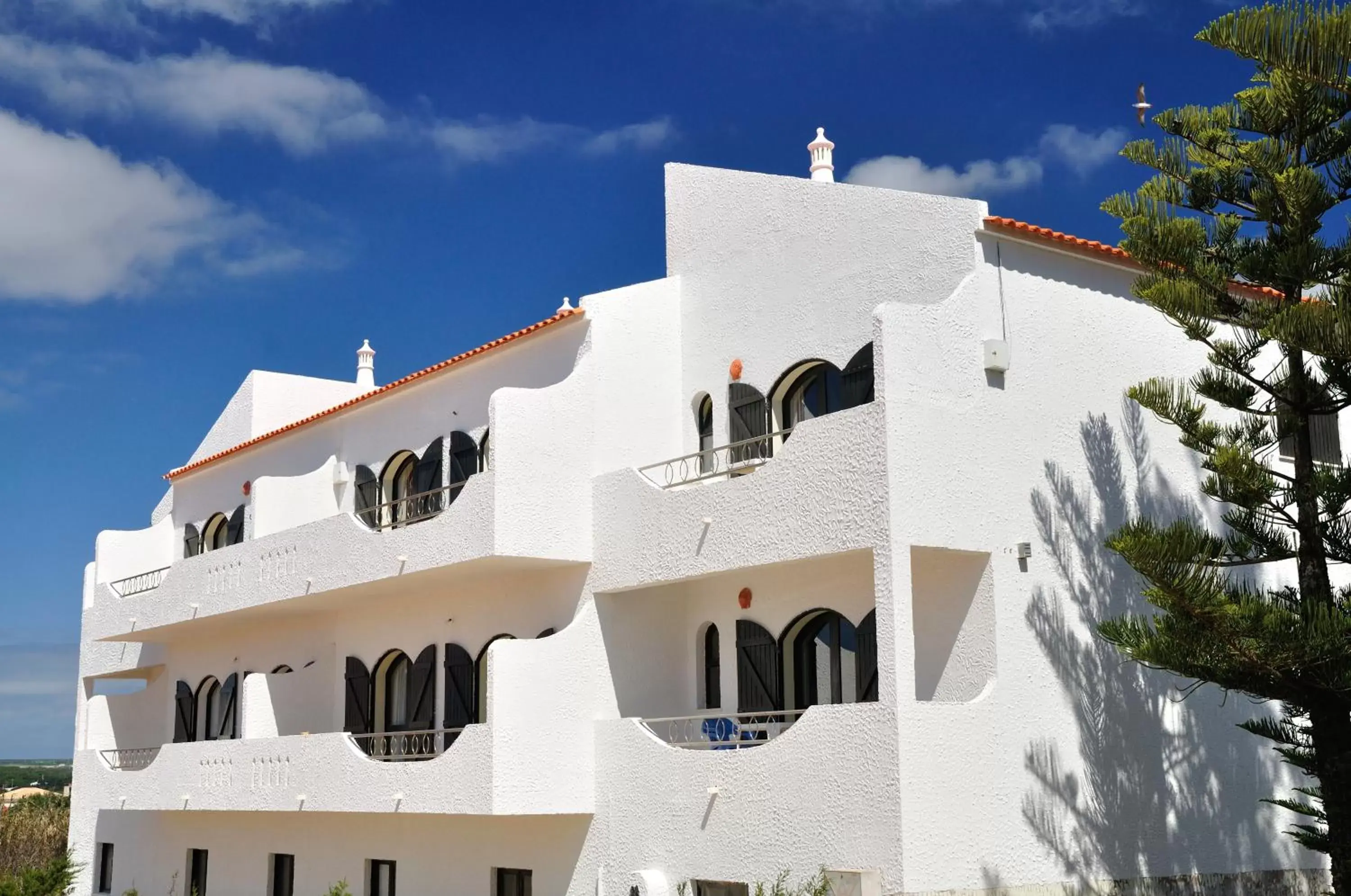 Balcony/Terrace, Property Building in Tonel Apartamentos Turisticos