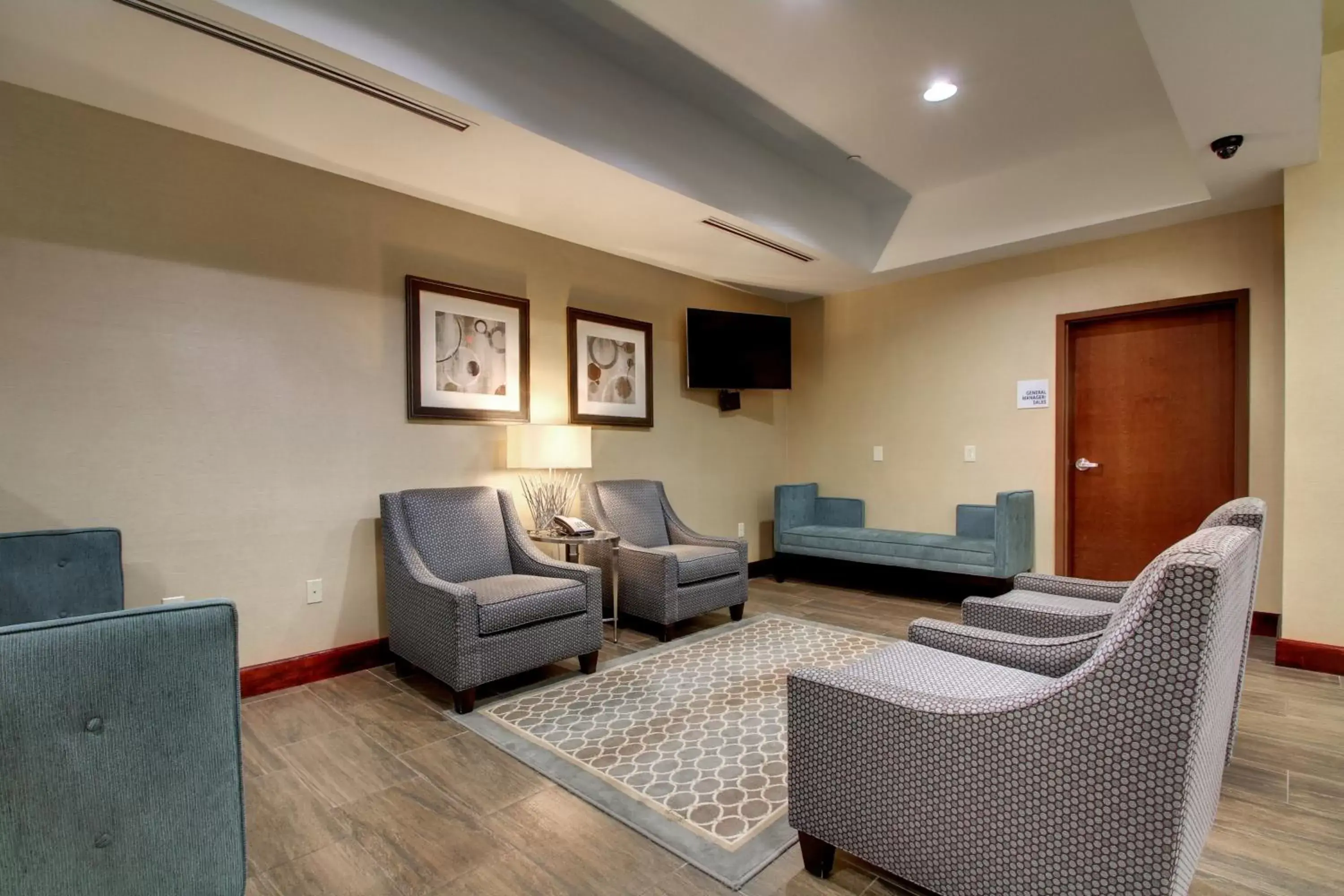 Property building, Seating Area in Holiday Inn Express Natchez South West, an IHG Hotel