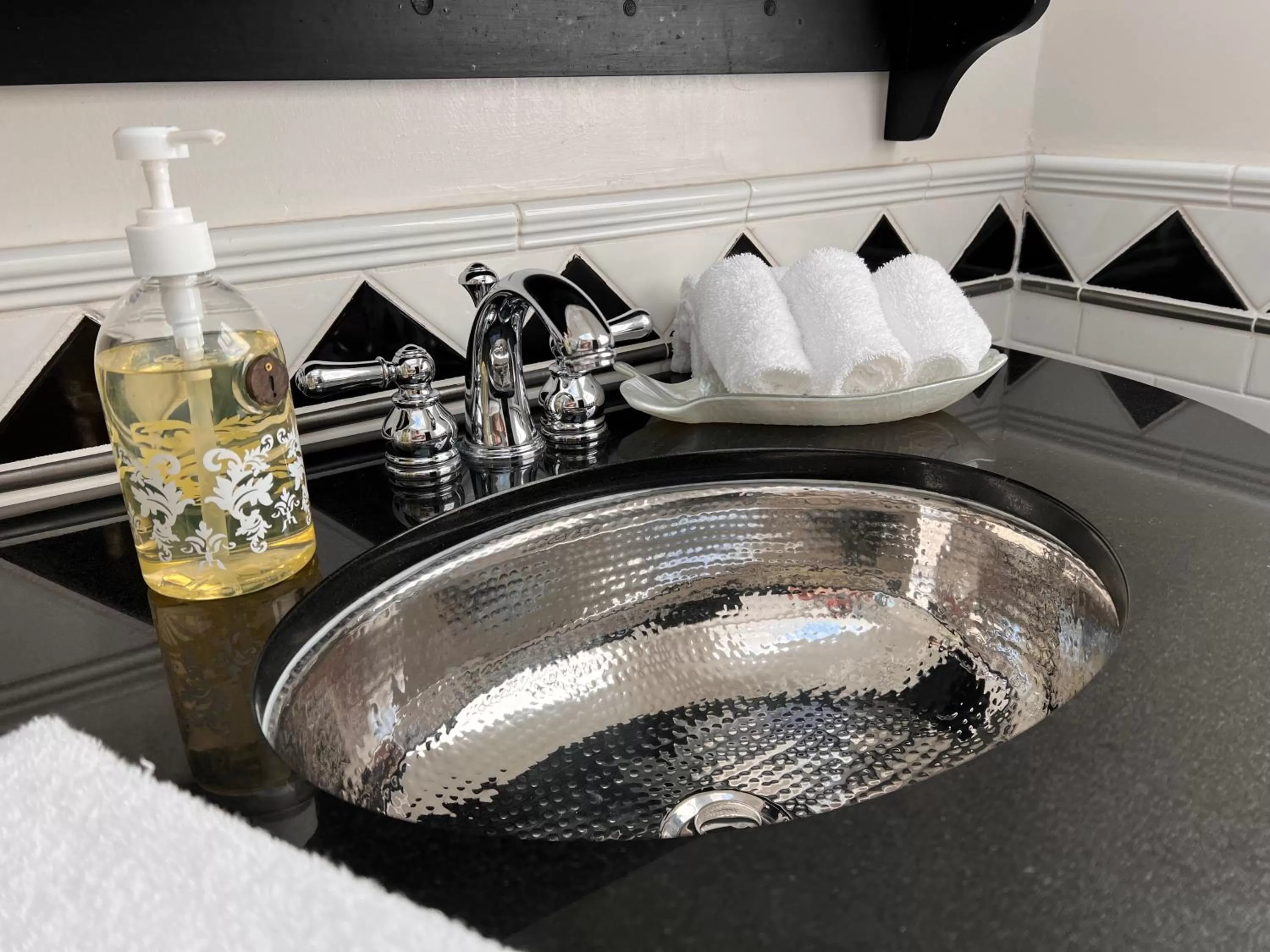 Bathroom in Frederick William House