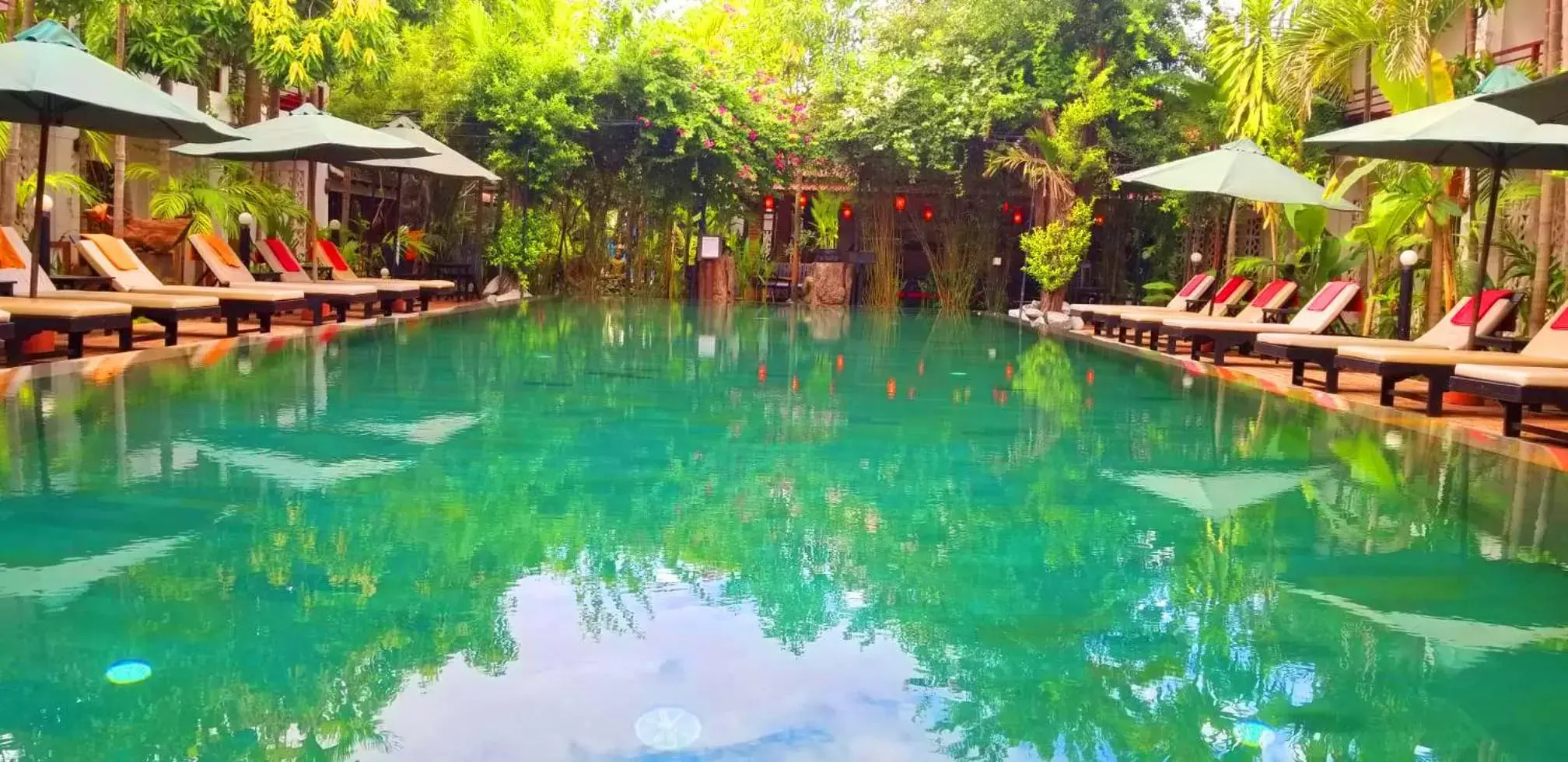 Swimming Pool in La Niche D'angkor Boutique Hotel