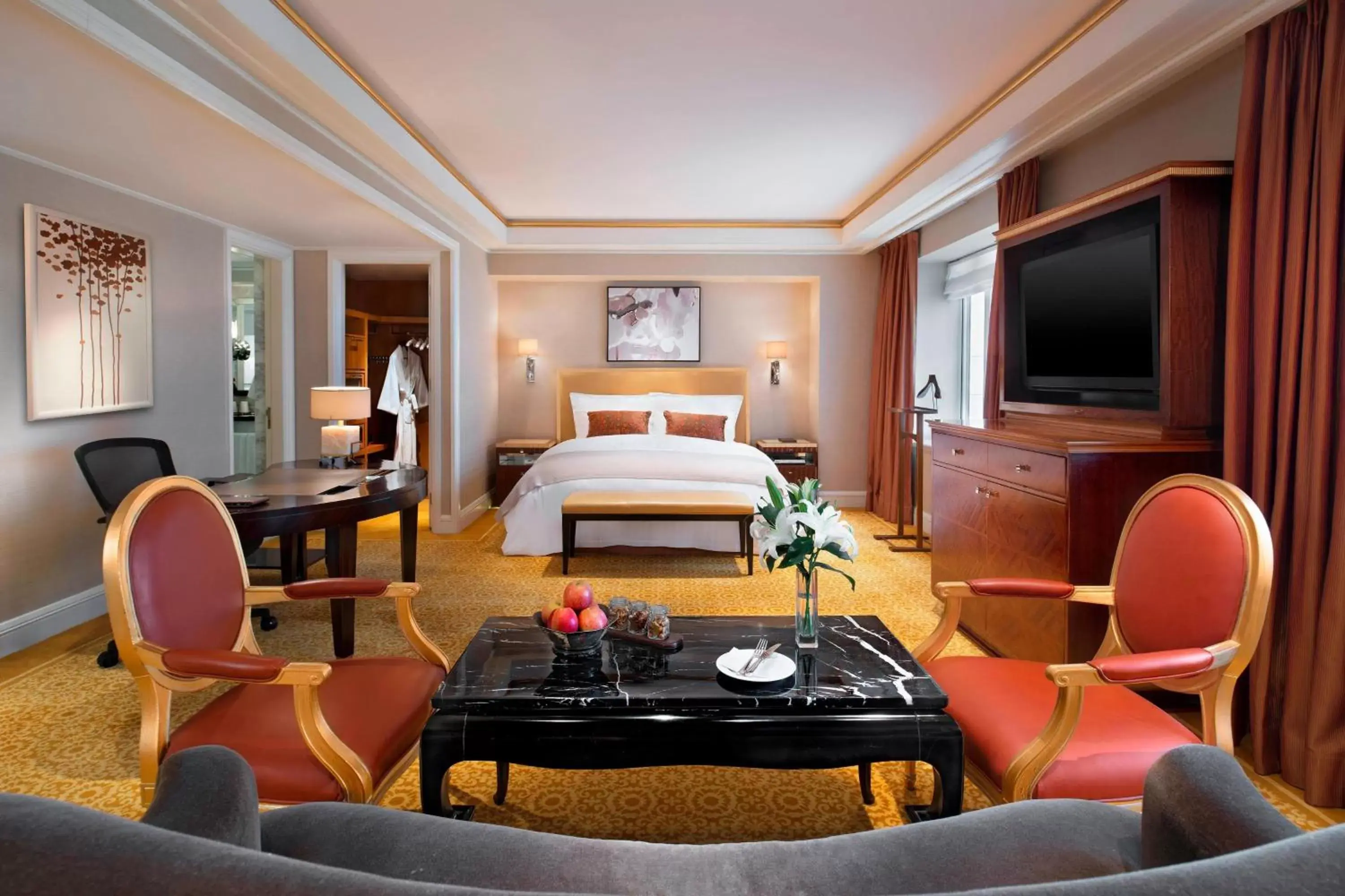 Photo of the whole room in The St. Regis Beijing