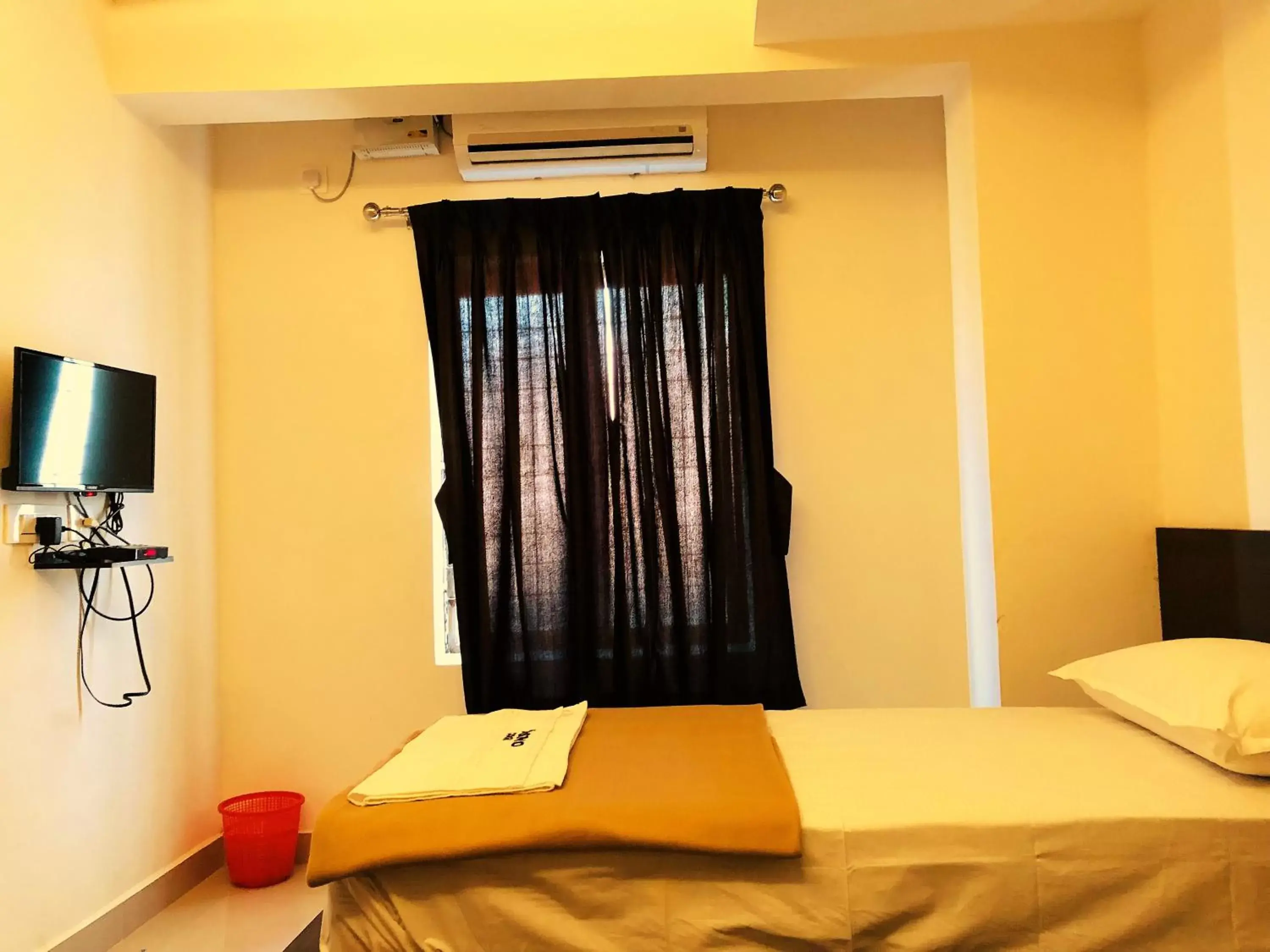 Deluxe Single Room - single occupancy in COSMO LODGE Deluxe Single Room - single occupancy in COSMO LODGE