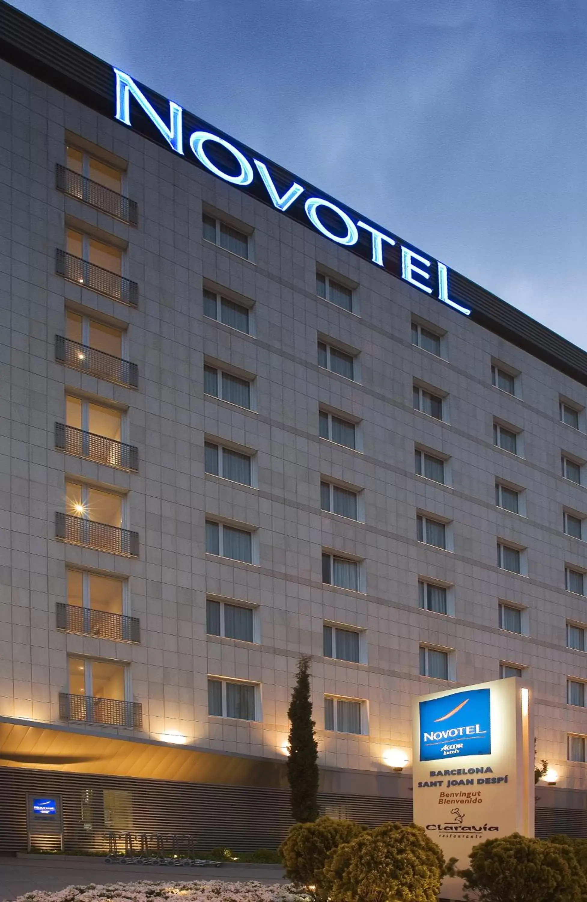 Facade/entrance, Property Building in Novotel Barcelona Sant Joan Despí