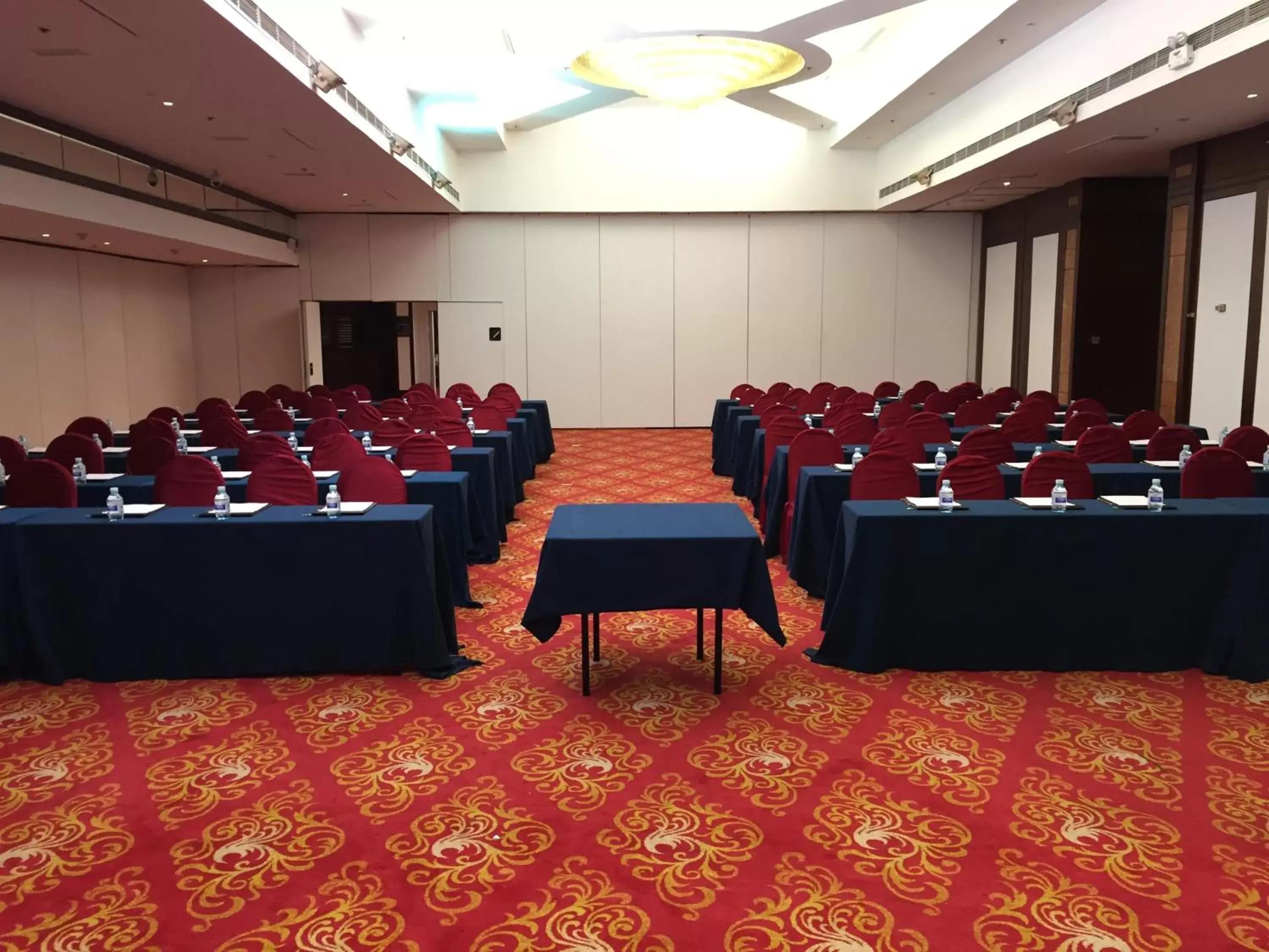 Meeting/conference room in Metropark Lido Hotel Beijing