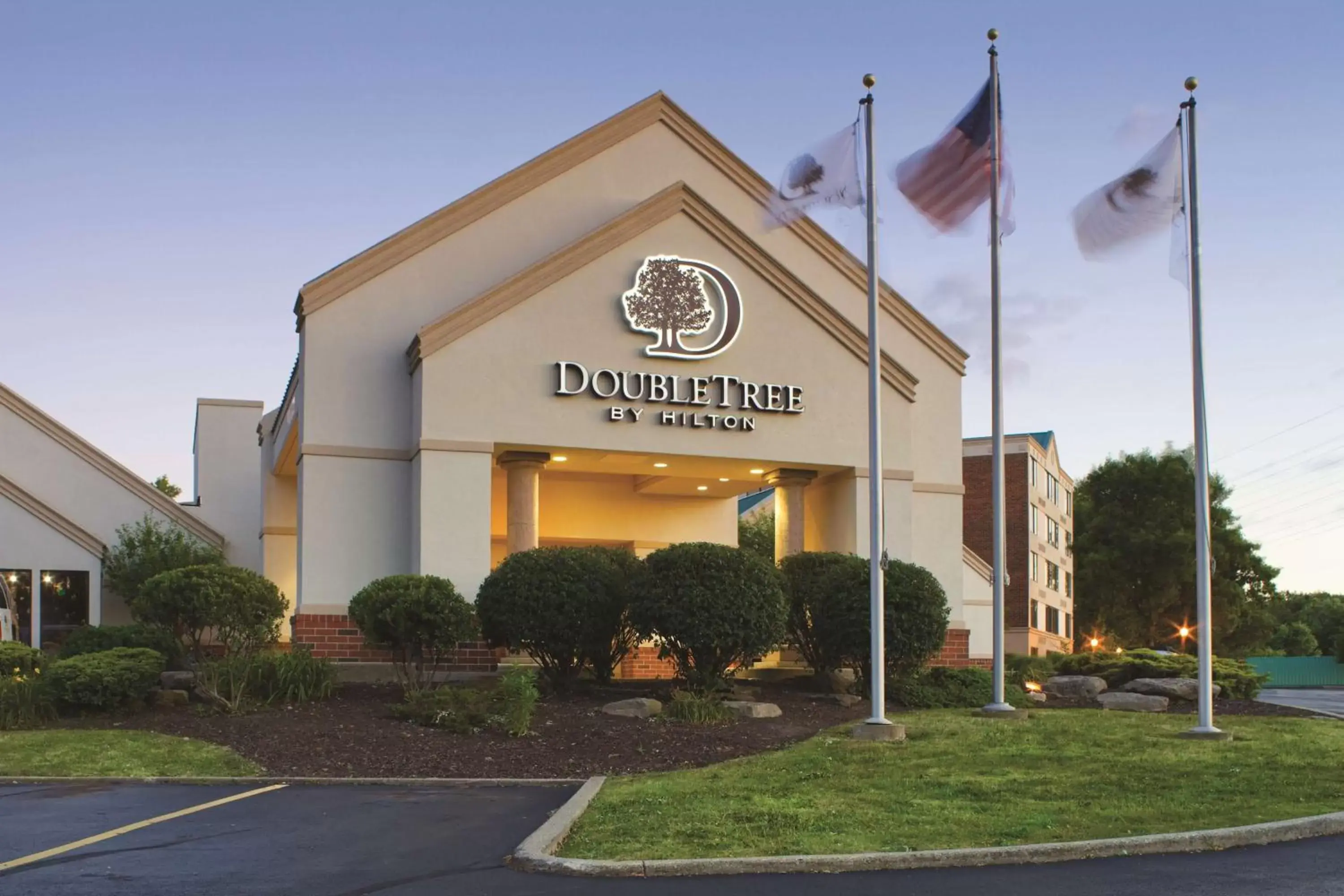 Property Building in DoubleTree by Hilton Hotel Cleveland - Independence
