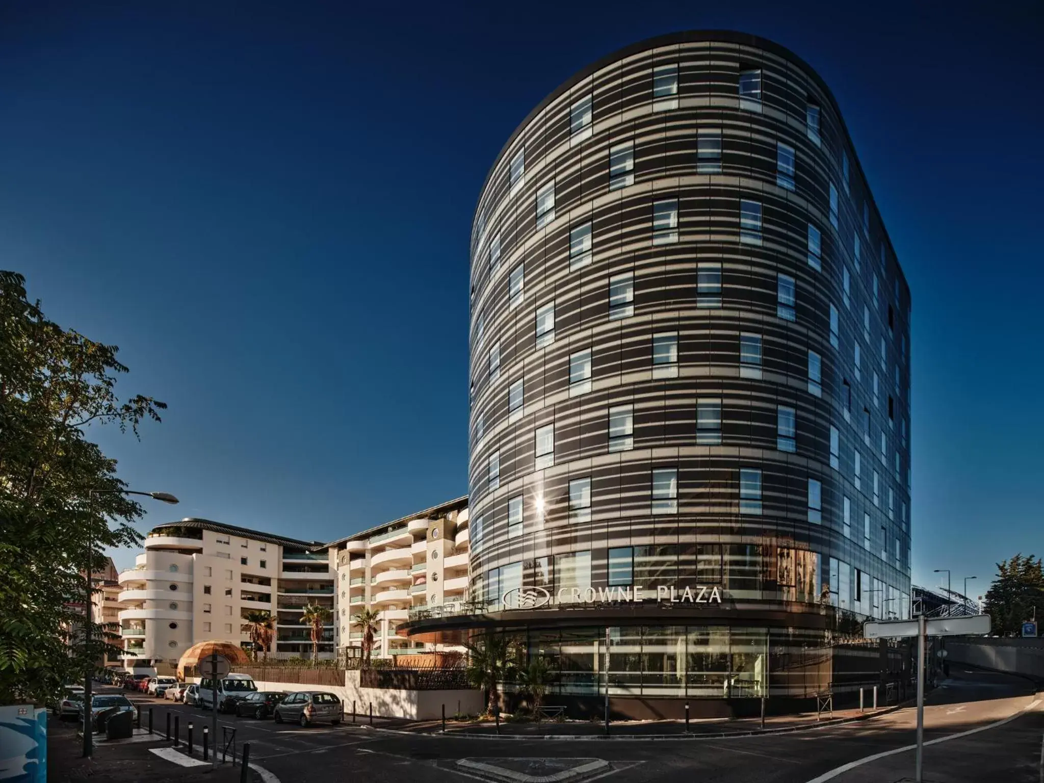 Property Building in Crowne Plaza - Marseille Le Dôme