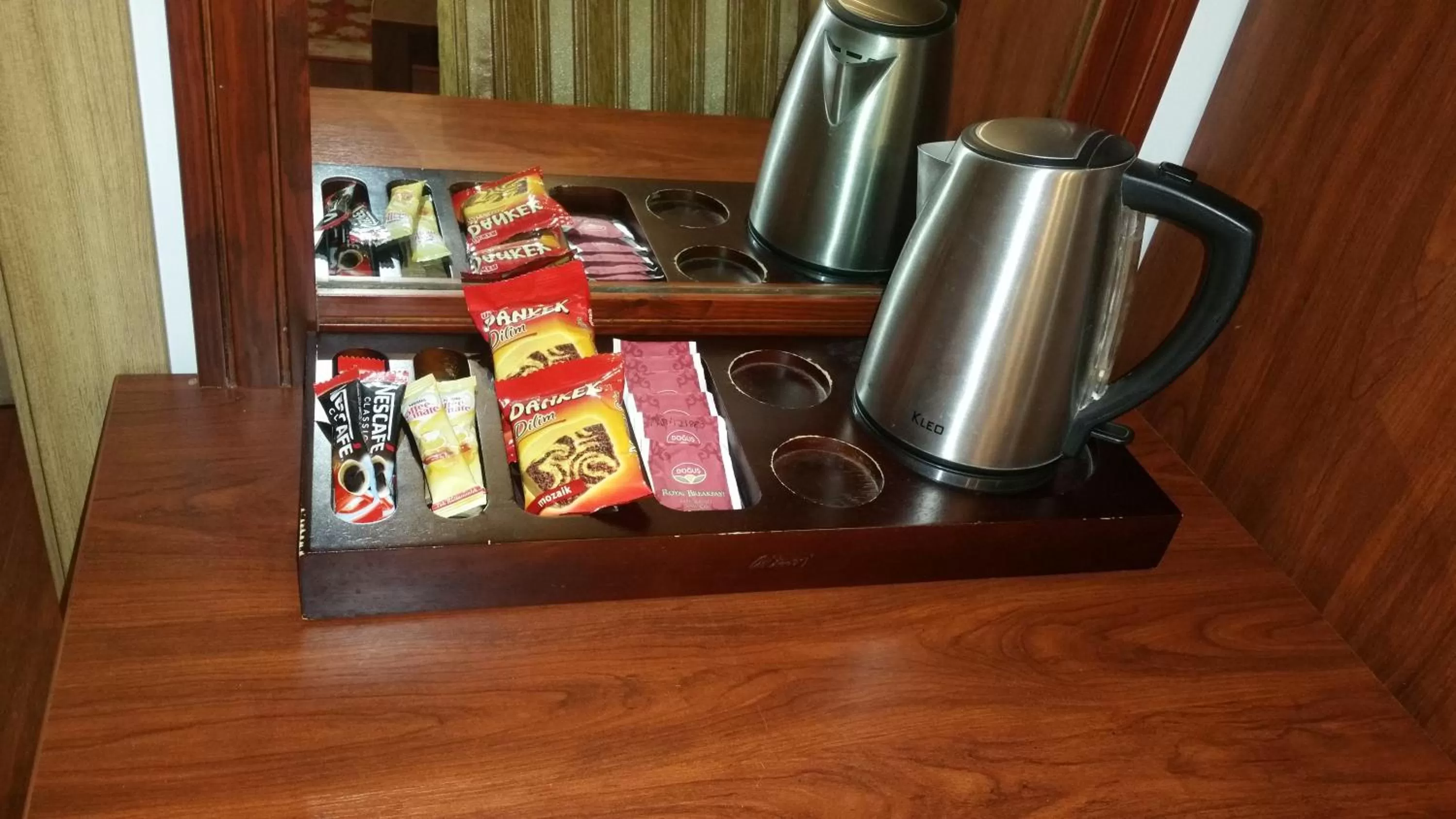 Coffee/tea facilities in Hotel Tashkonak Istanbul