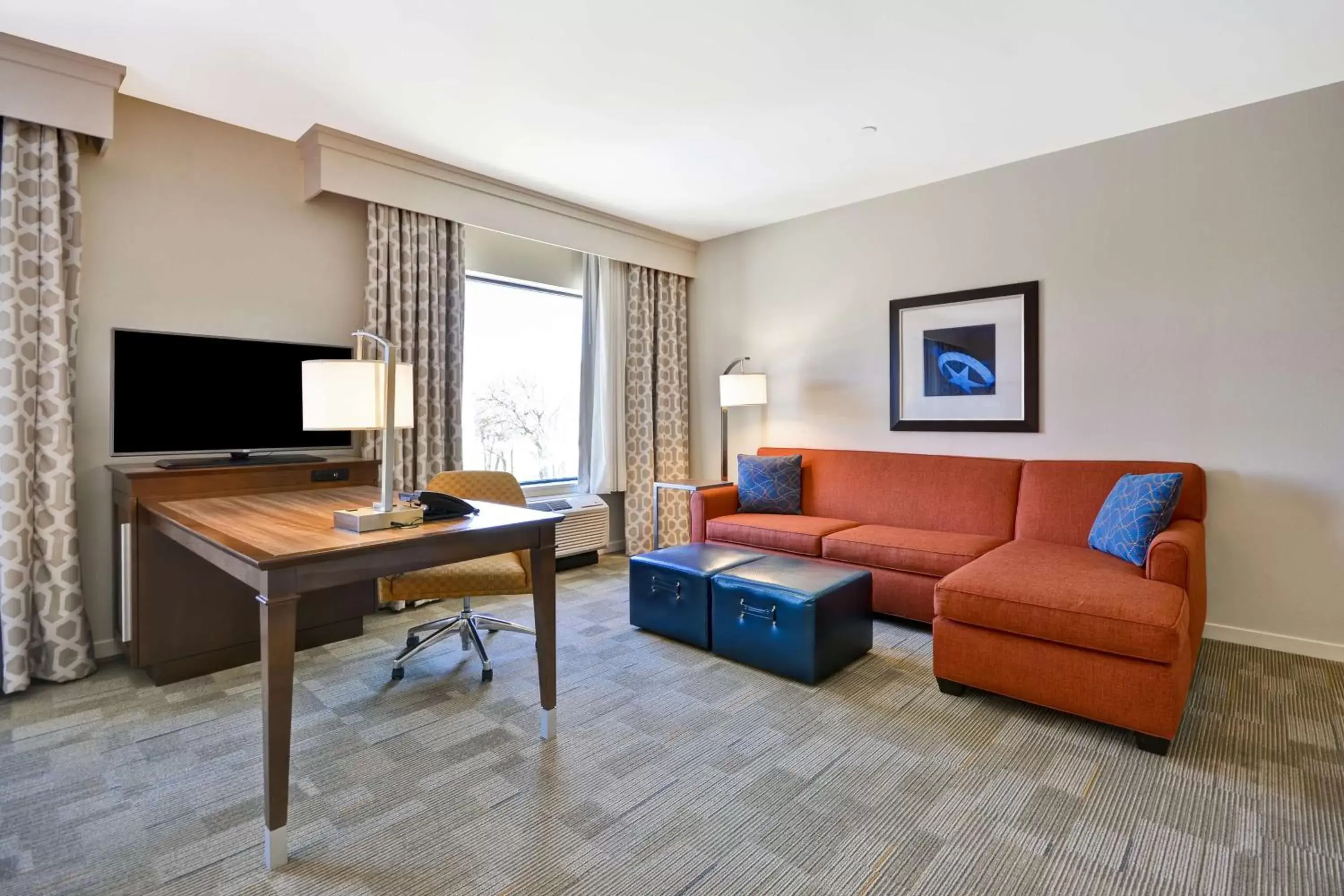 Bedroom, Seating Area in Hampton Inn & Suites Dallas/Plano-East