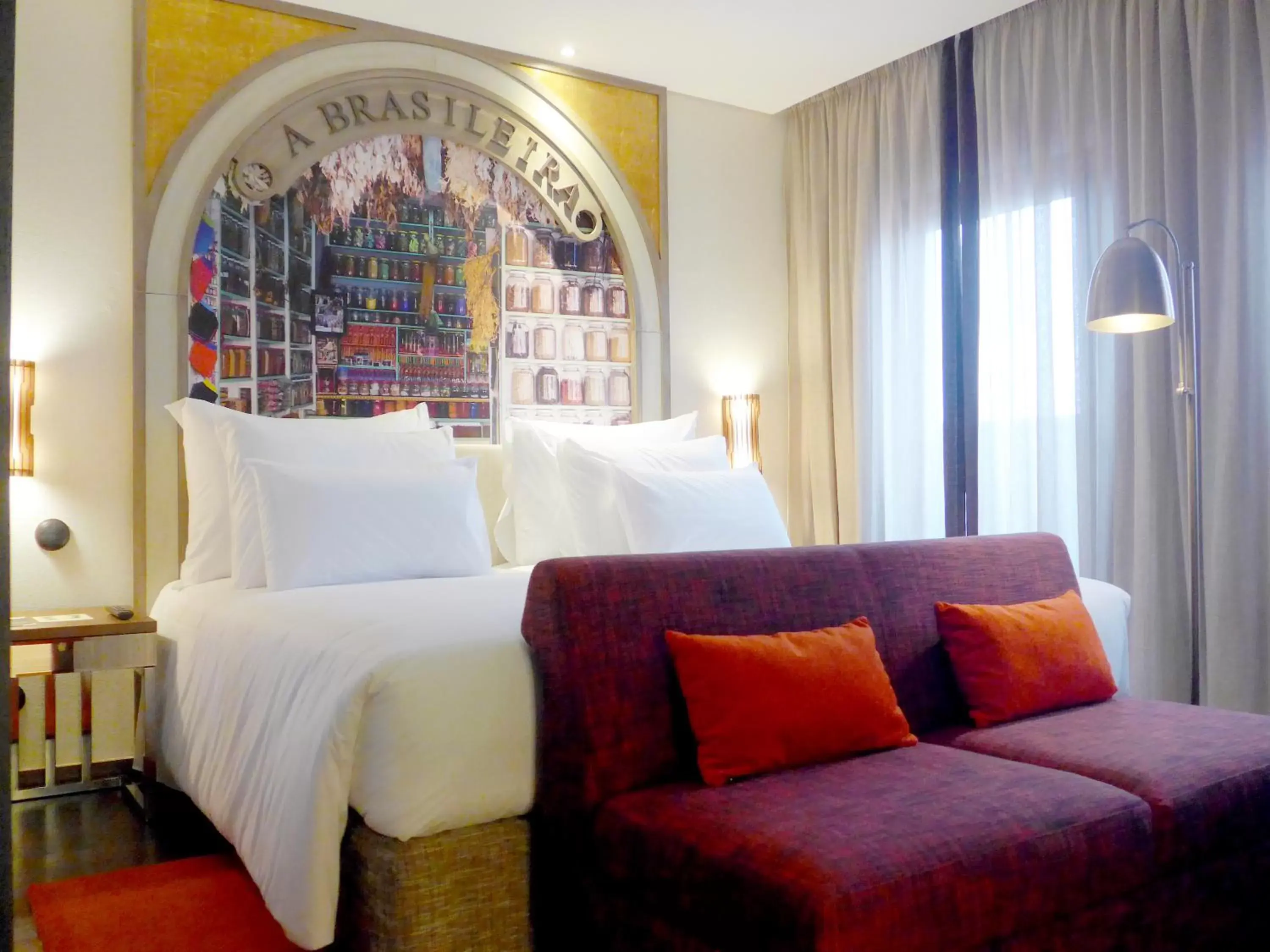 Bedroom, Seating Area in Pestana Porto - A Brasileira, City Center & Heritage Building