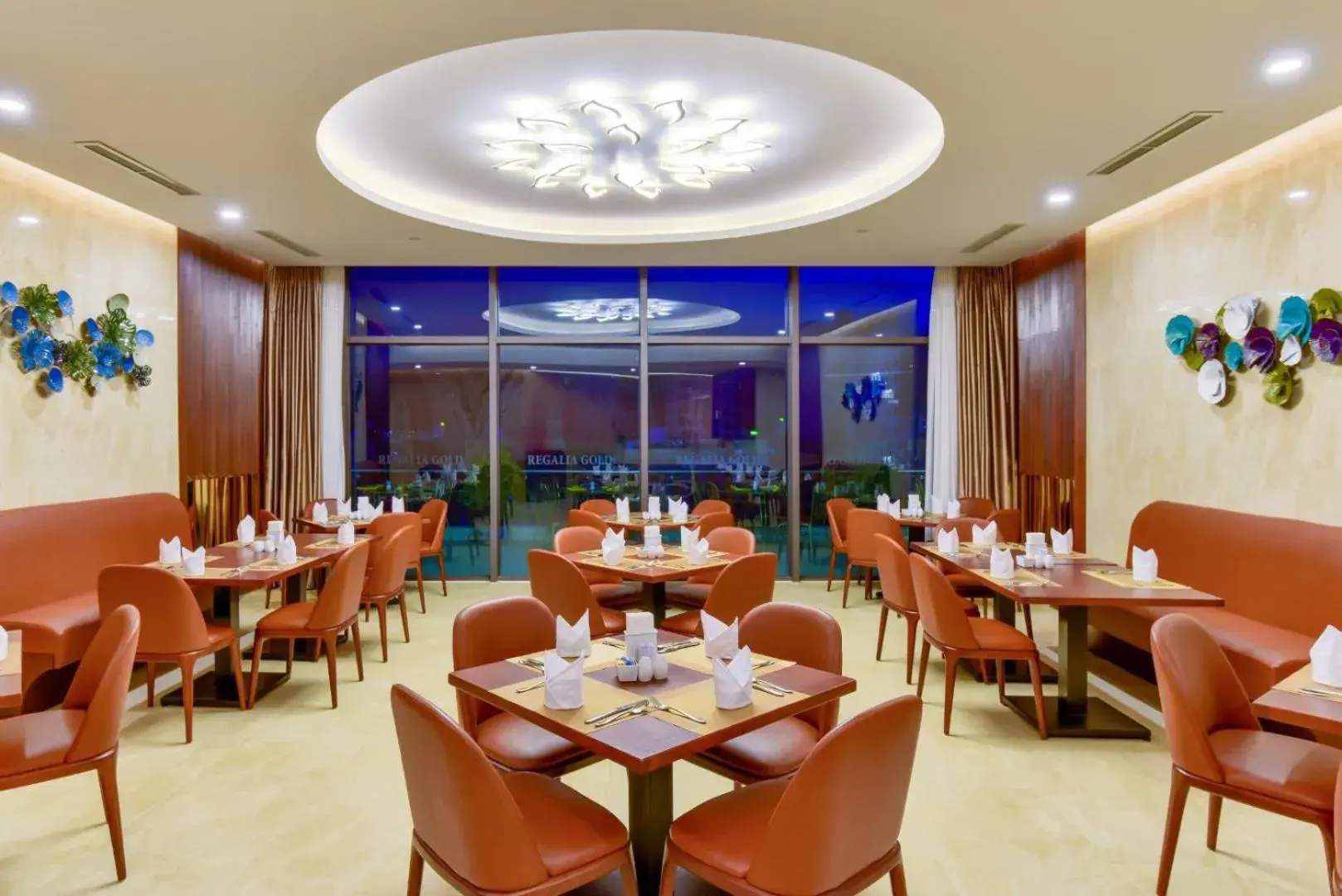 Restaurant/Places to Eat in Regalia Gold Hotel