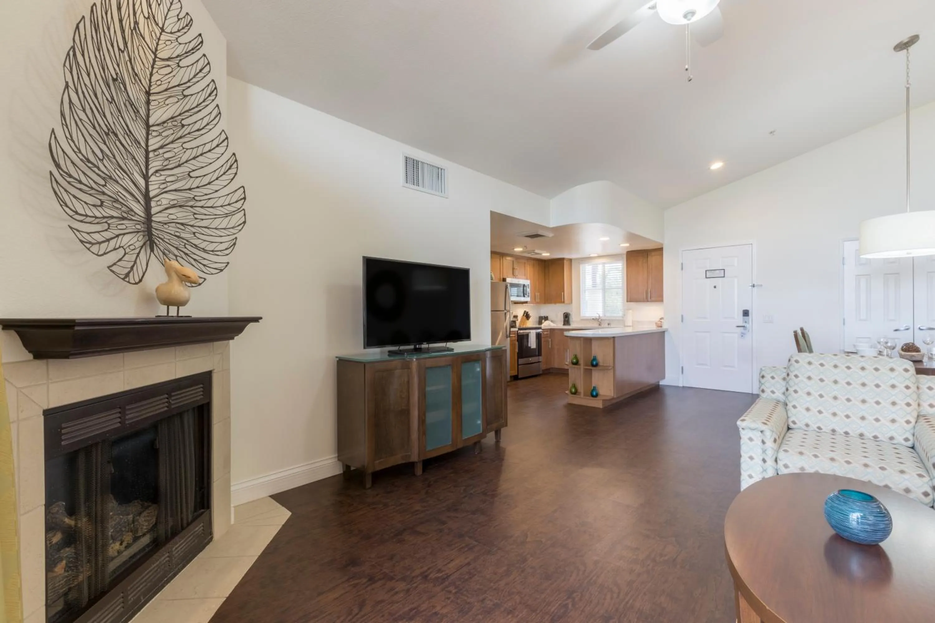 TV and multimedia in Grand Pacific Palisades Resort