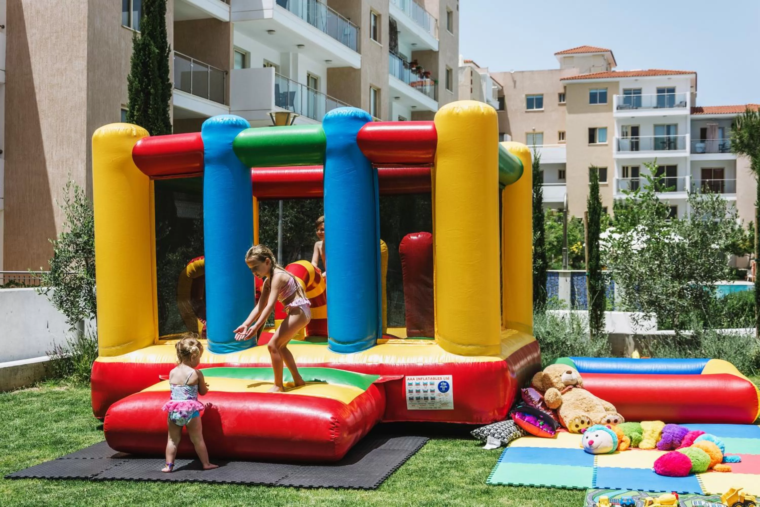 Children play ground in Elysia Park
