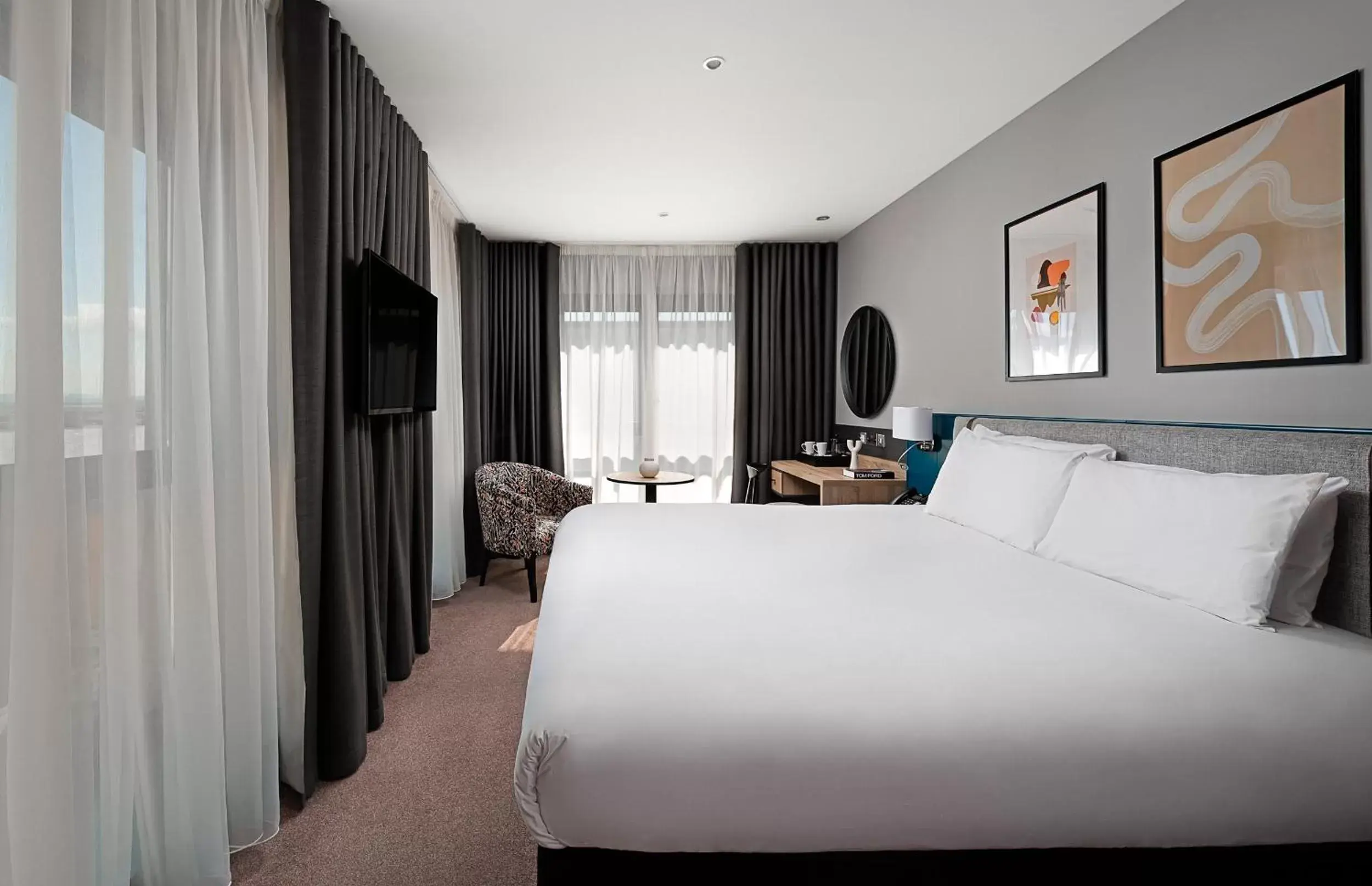 Bedroom, Bed in George Limerick Hotel