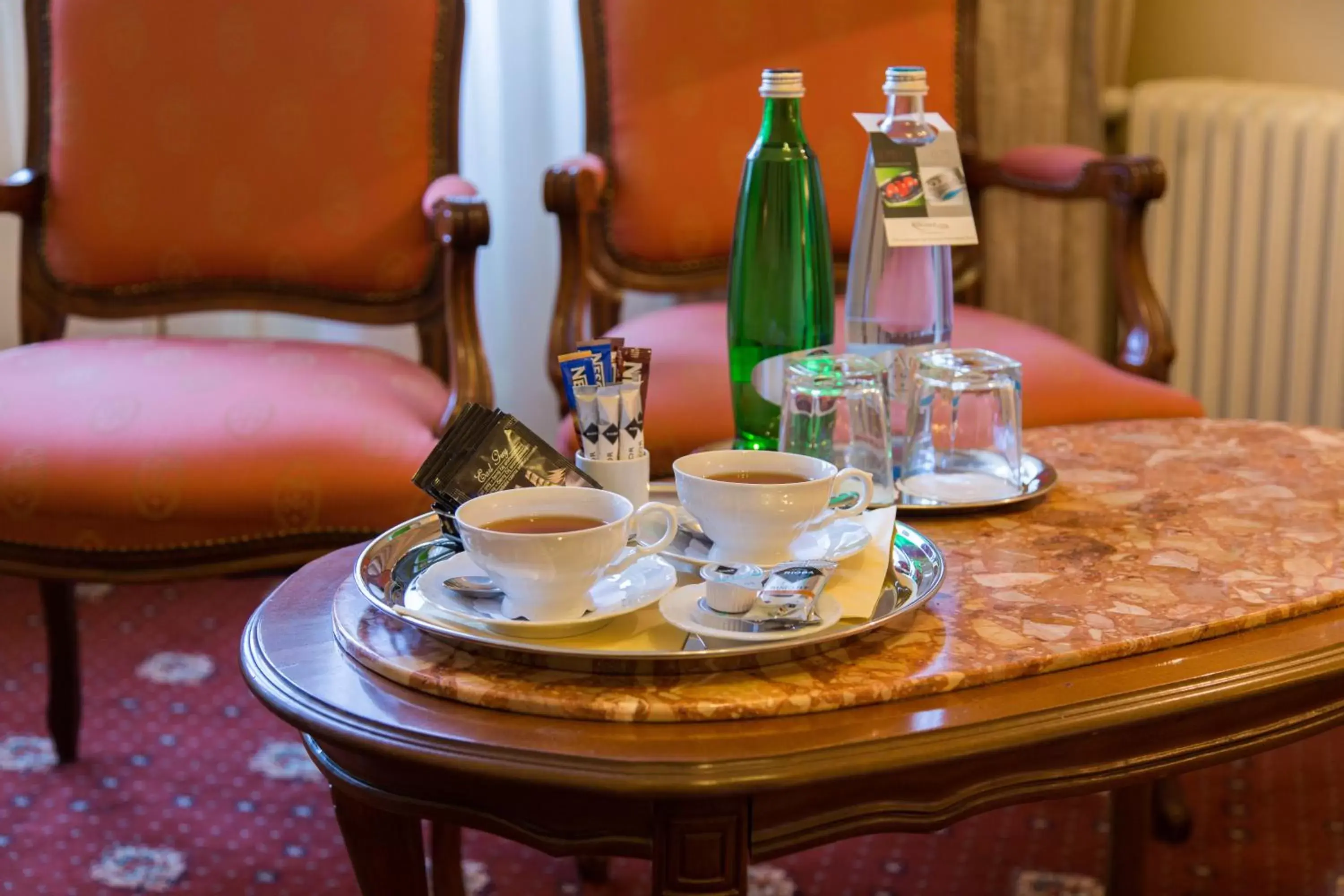 Coffee/tea facilities in Hotel Romance