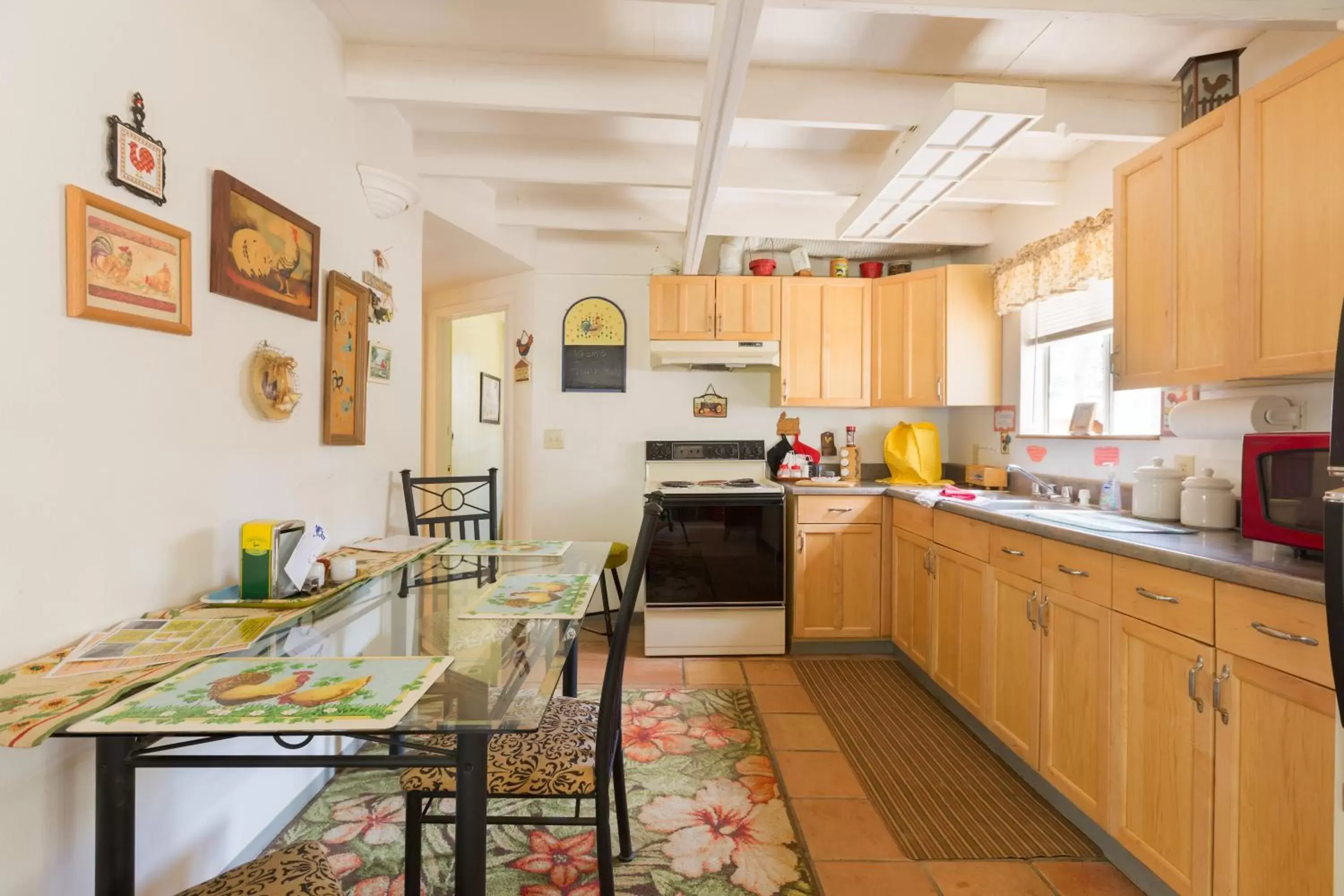 Kitchen/Kitchenette in Crown King Cabins Bradshaw