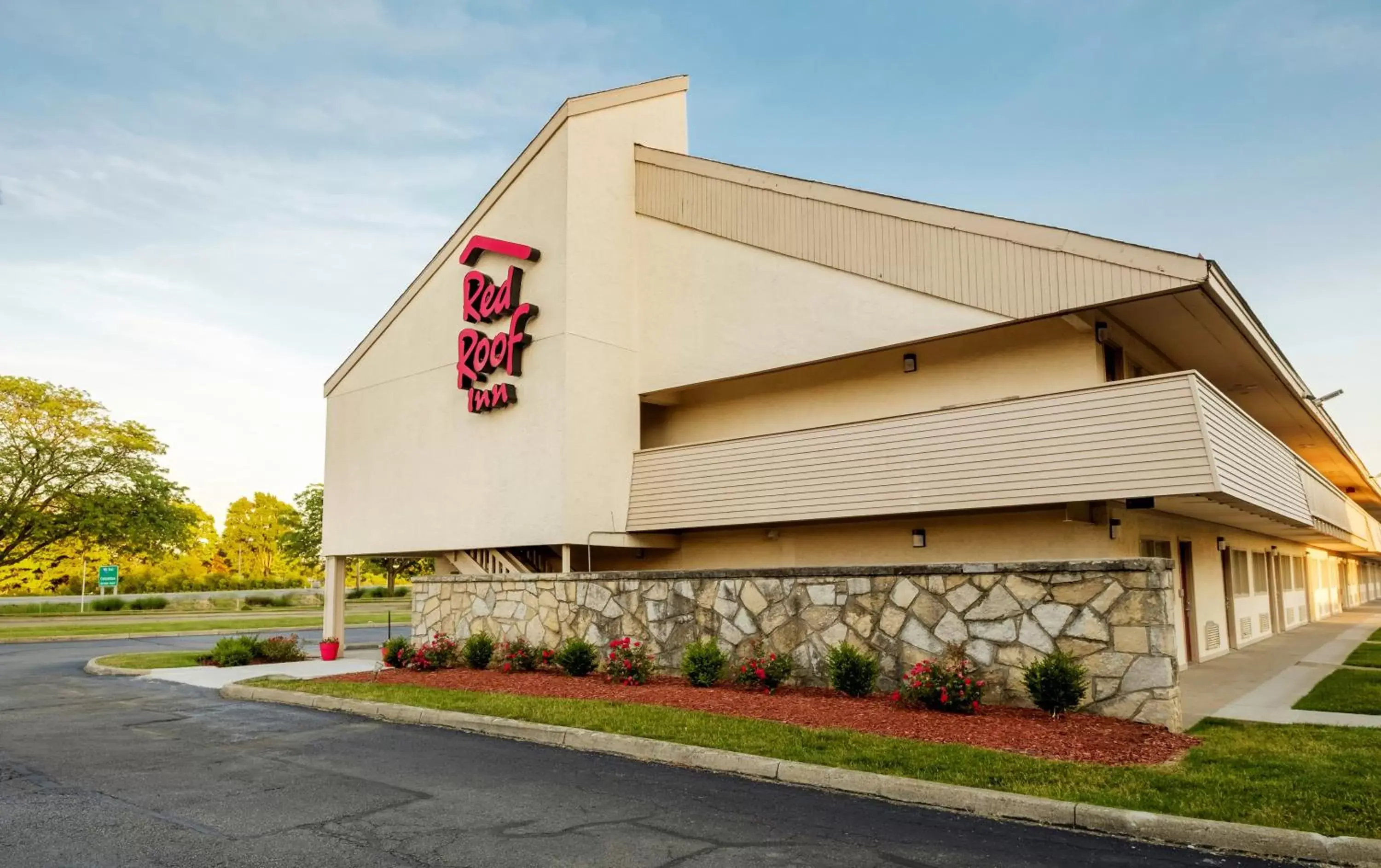Property Building in Red Roof Inn Columbus West - Hilliard