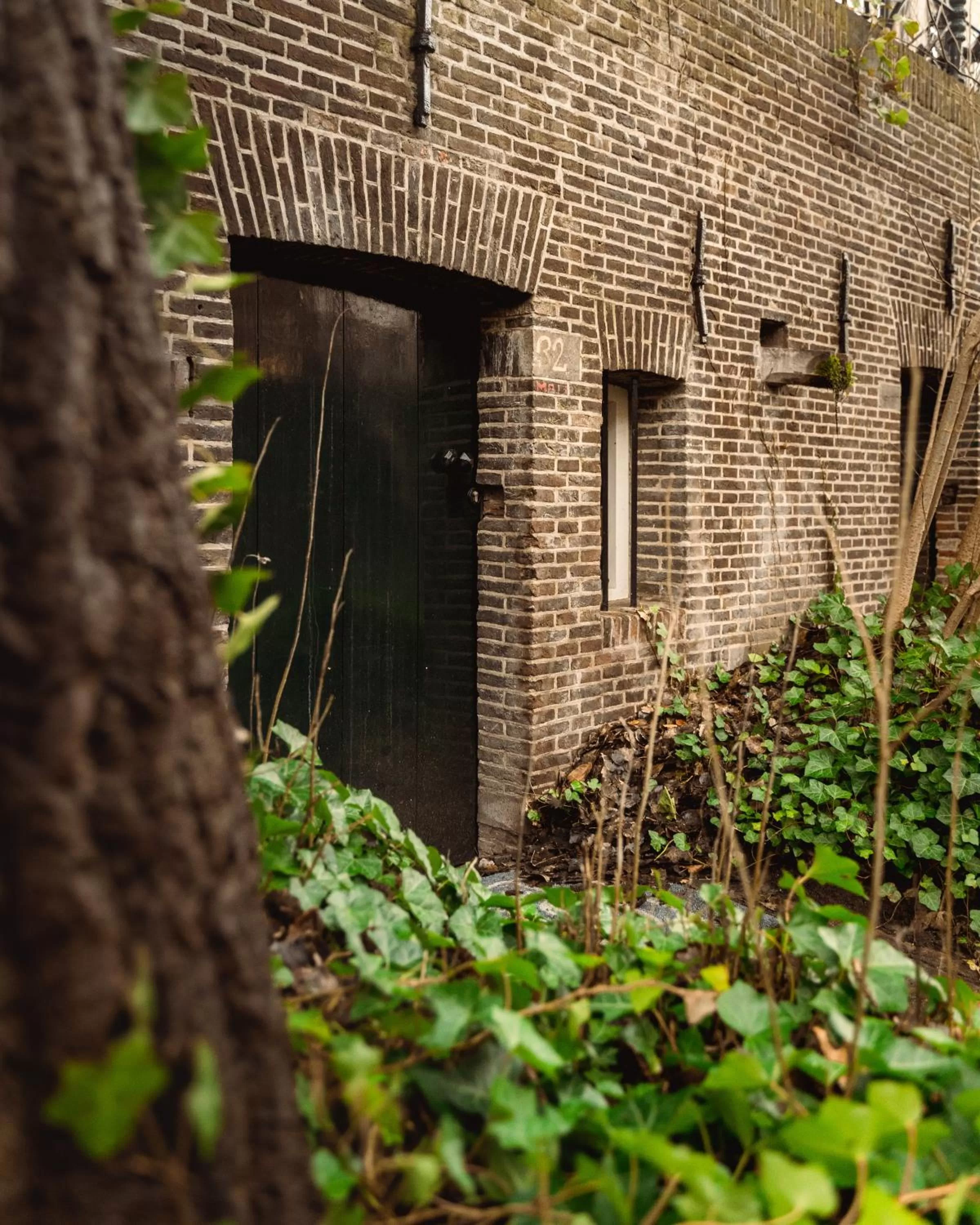 River view in Court Hotel Utrecht City Centre