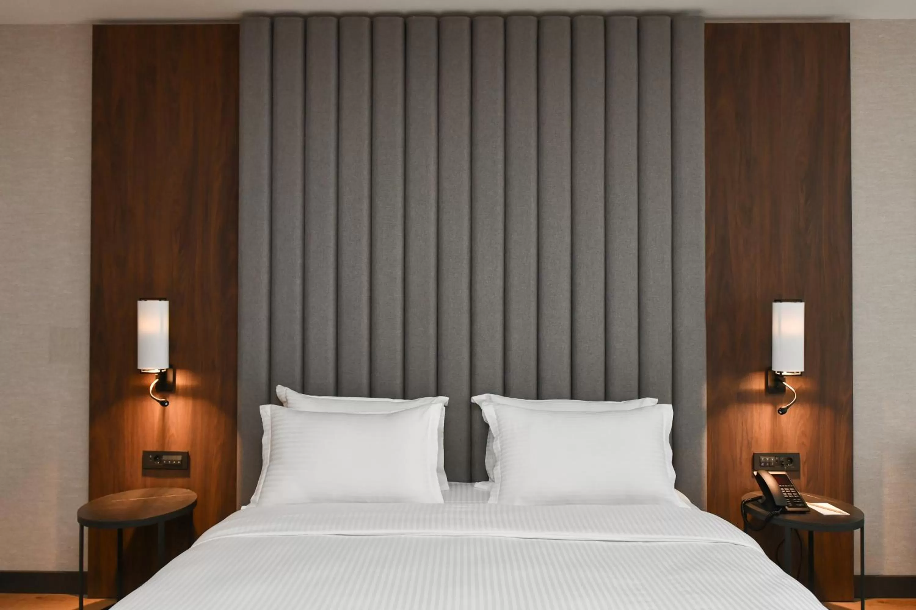 Photo of the whole room, Bed in Crowne Plaza Ankara by IHG