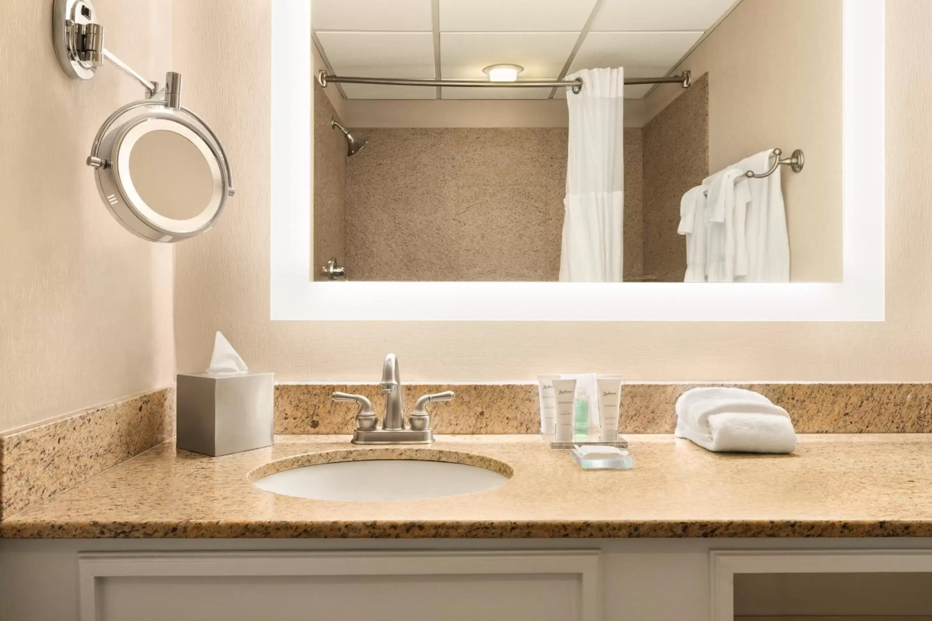 Bathroom in Radisson Hotel Providence Airport Bathroom in Radisson Hotel Providence Airport