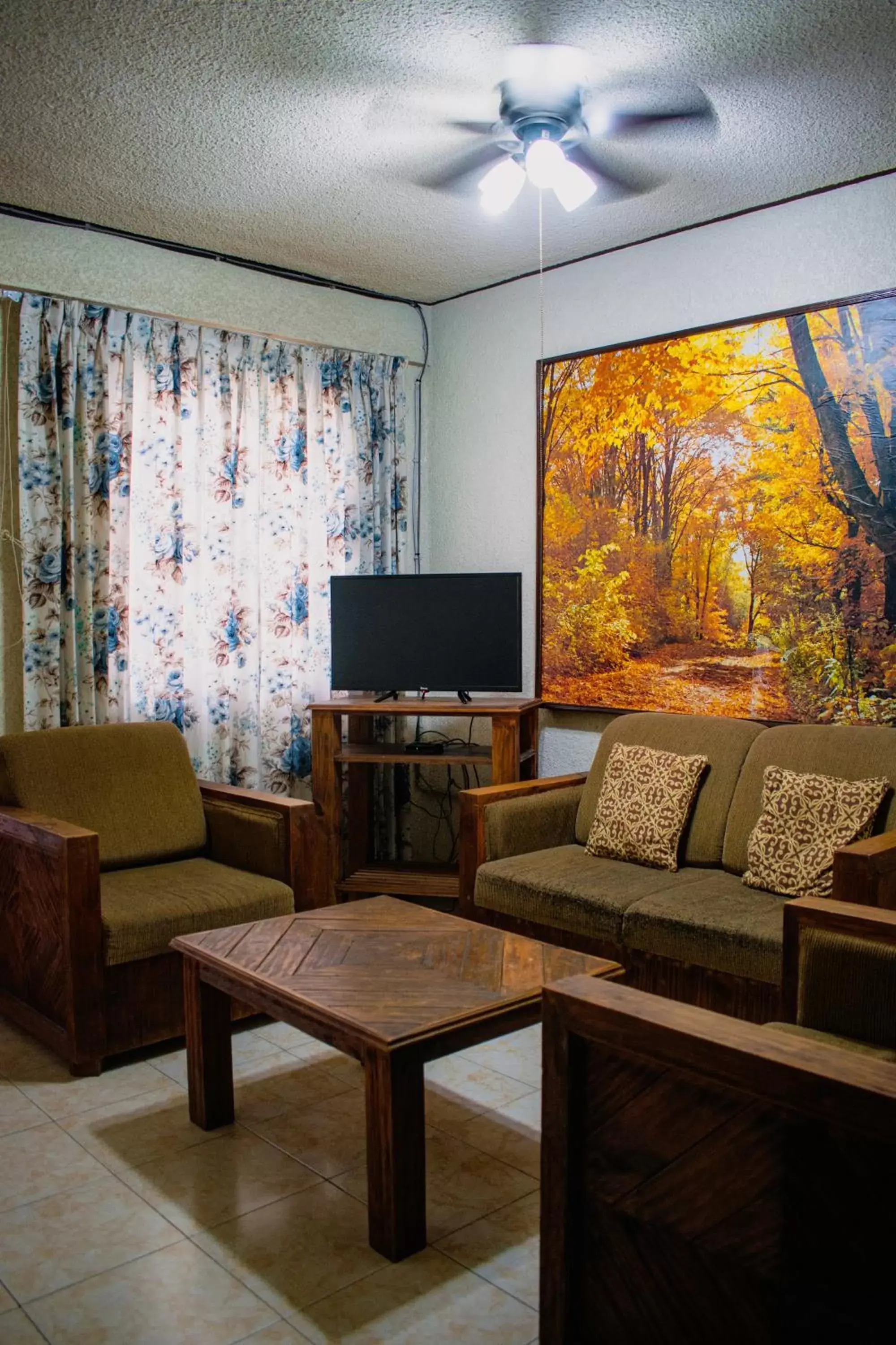 Living room, Seating Area in Suites Del Sol