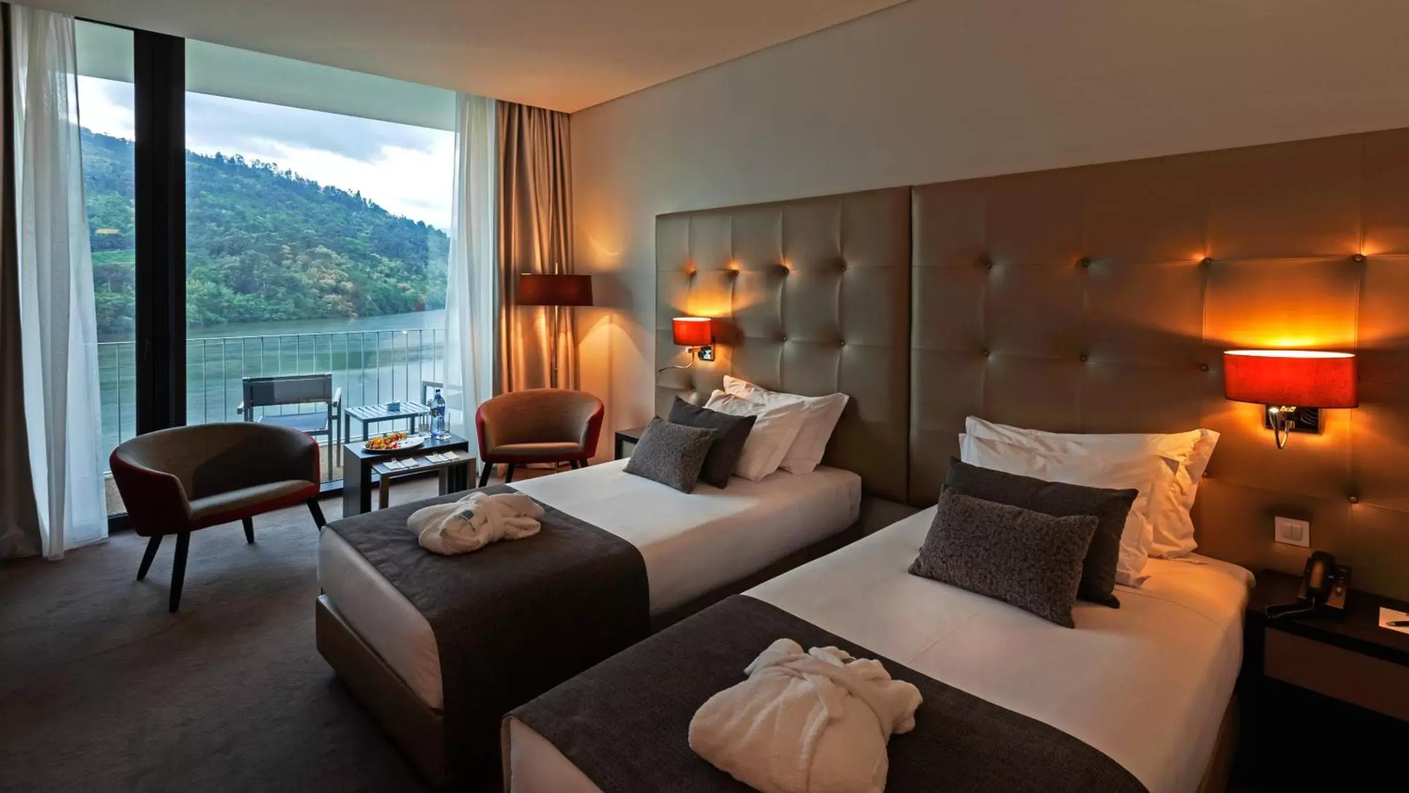 Bed, Room Photo in Douro Royal Valley Hotel & Spa