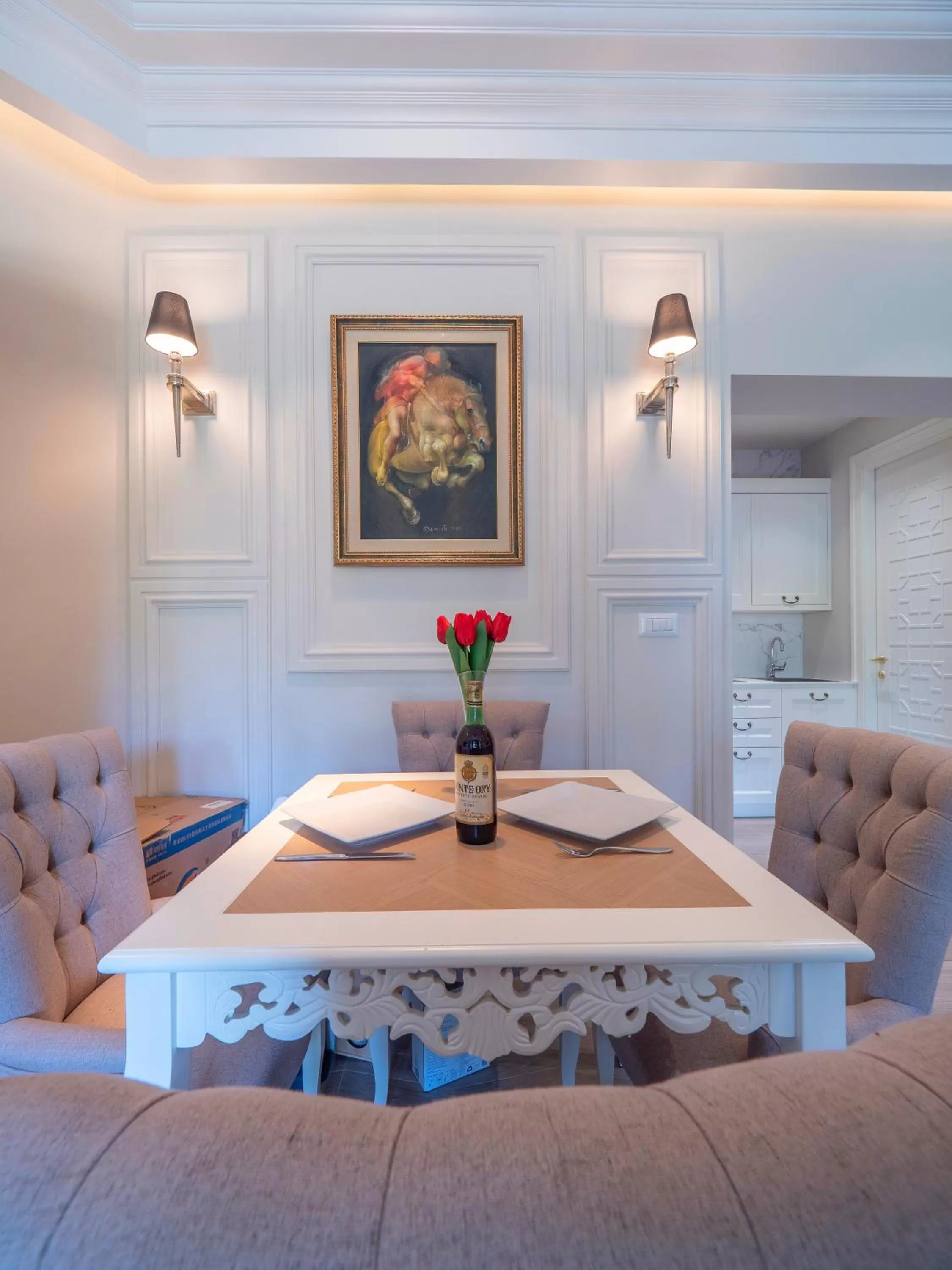 Dining area in Apartments PERLA Budva