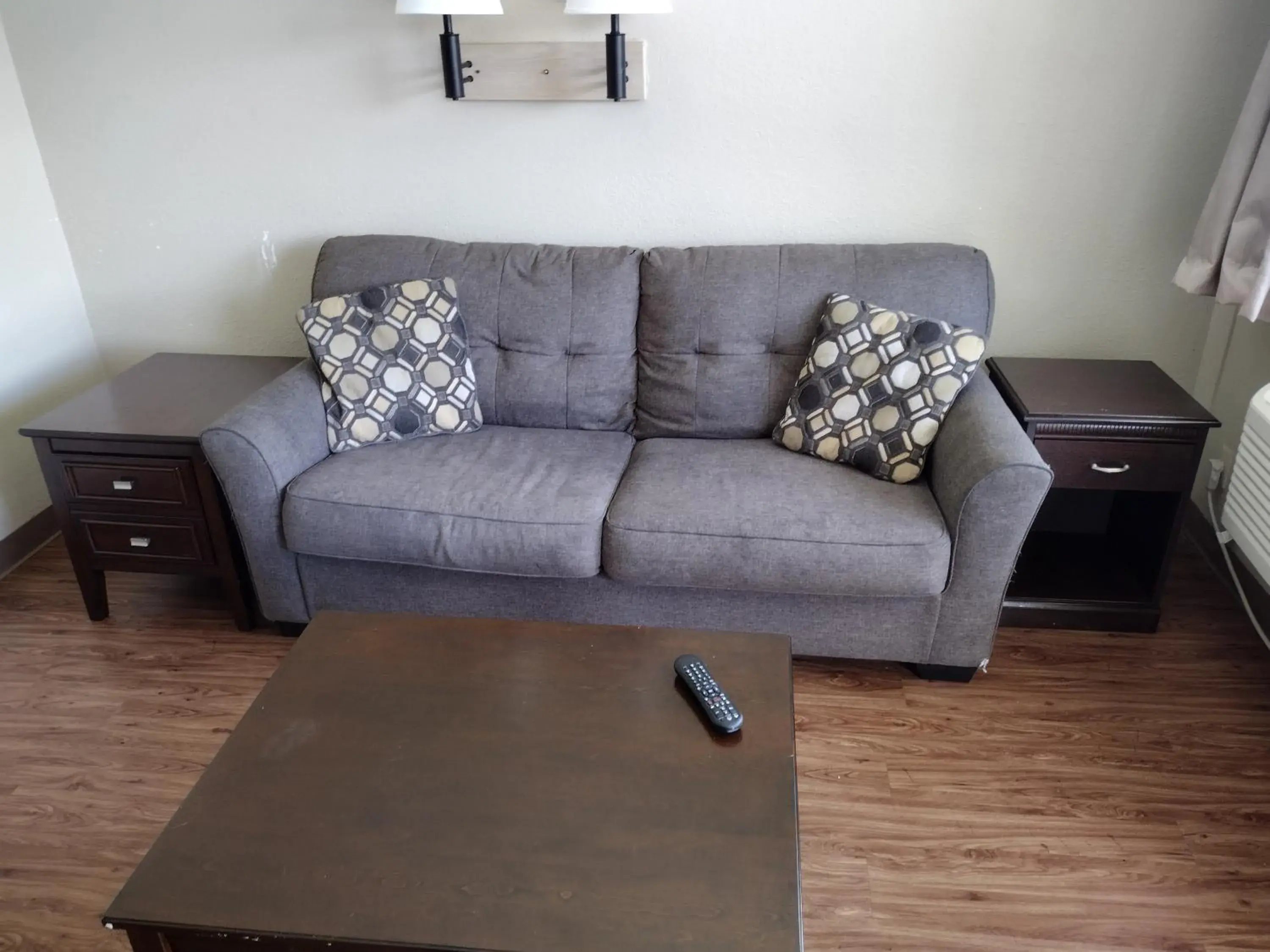 Living room, Seating Area in Capital O Hotel Richmond Hill/Savannah area I-95
