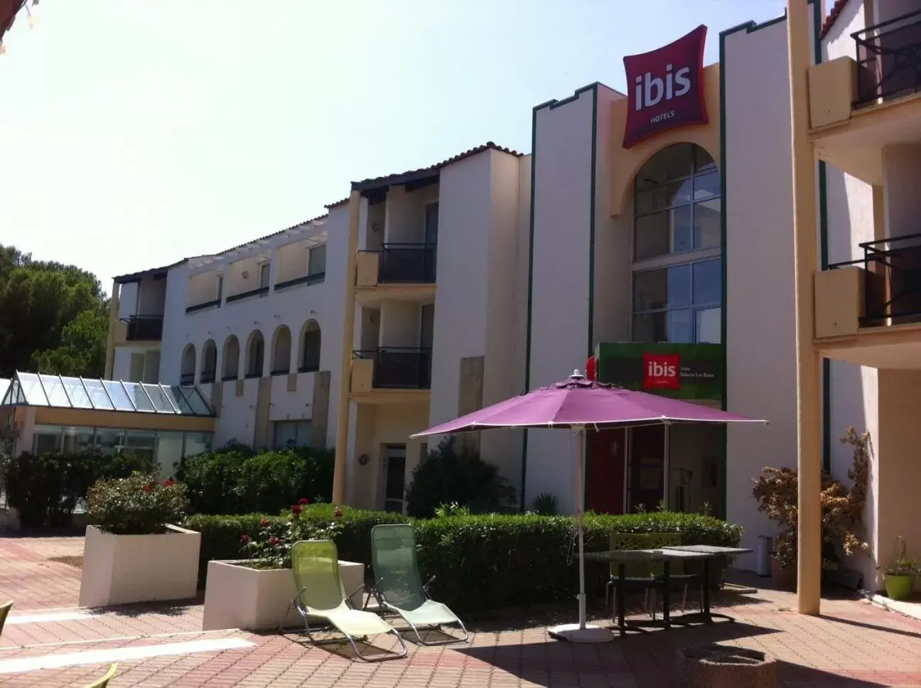 Facade/entrance, Property Building in ibis Sète Balaruc les Bains Bien-être et Spa