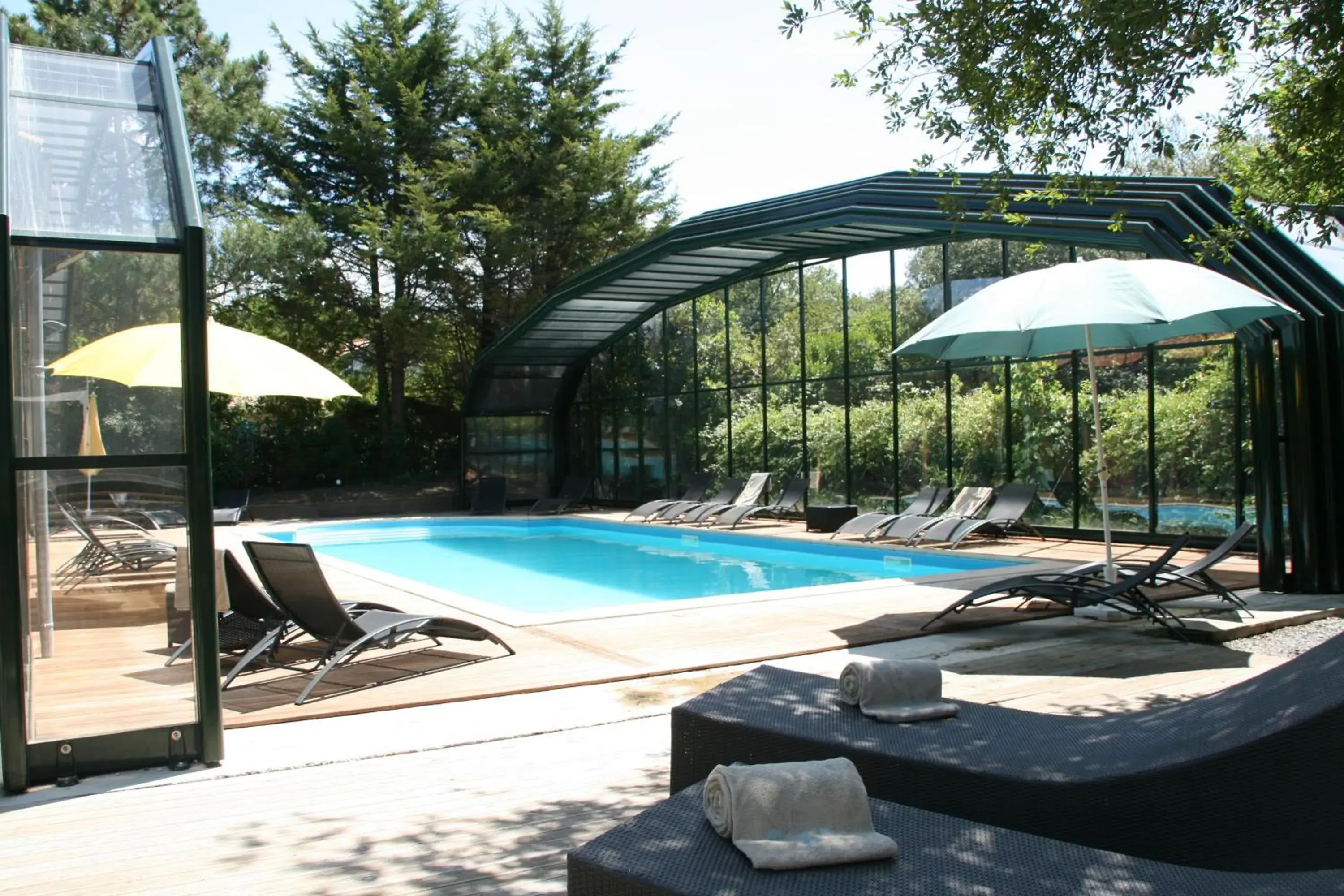 Swimming Pool in Hotel Saint Paul