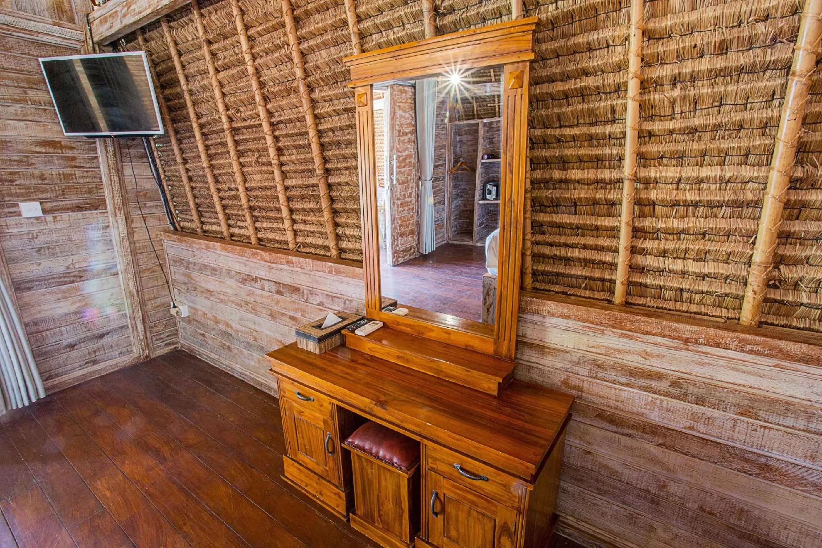 TV and multimedia in Sanghyang Bay Villas