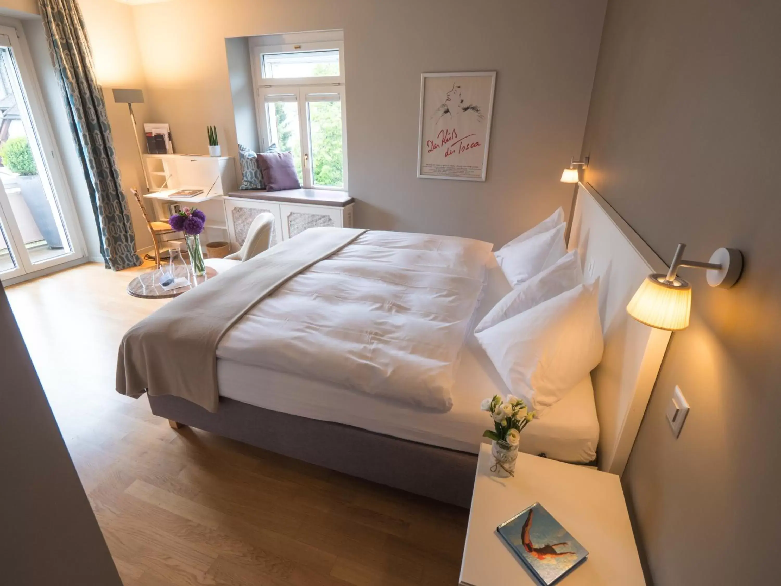 Summer, Bed in Romantik Hotel Schweizerhof & Spa