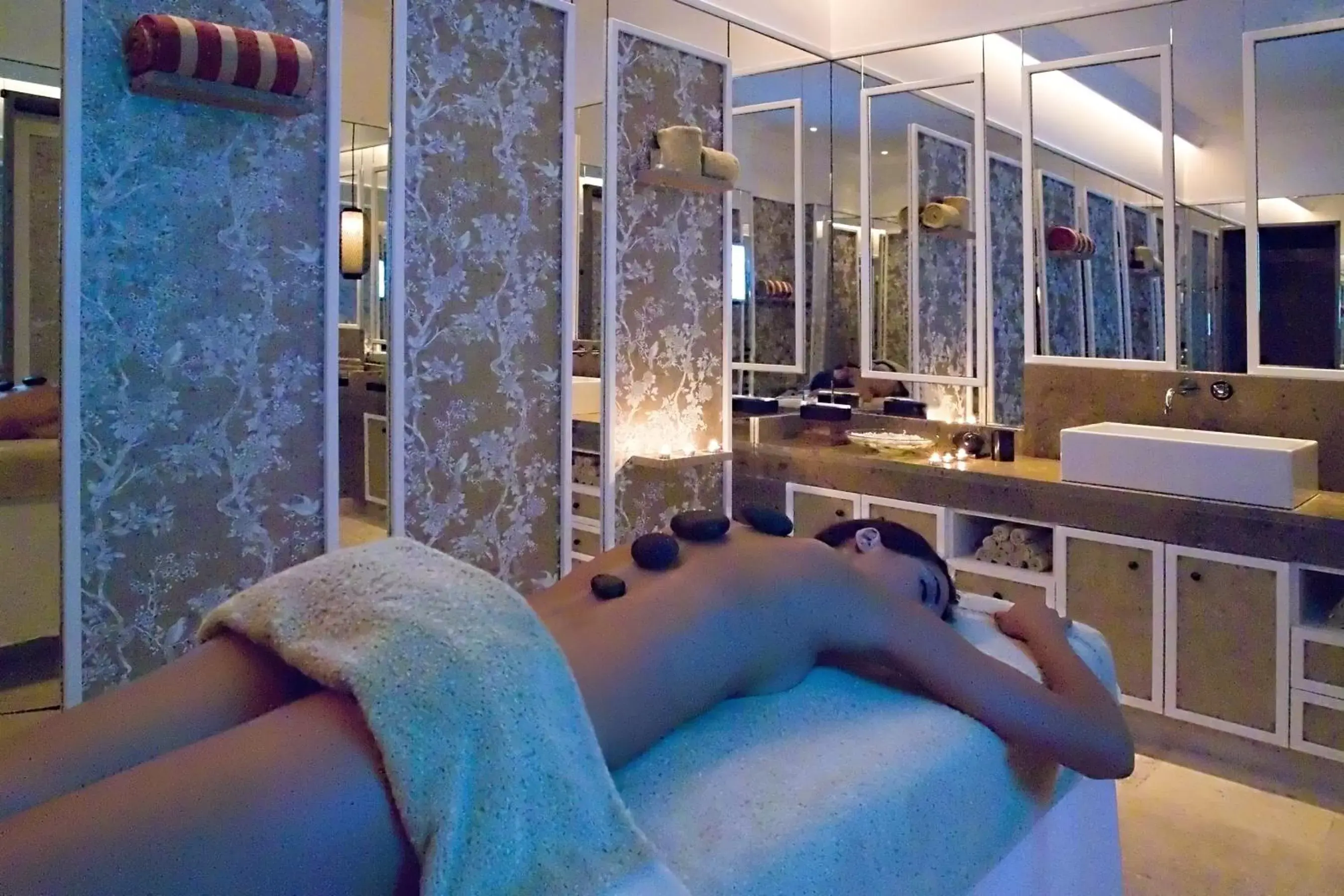 Massage, Bathroom in Grande Real Villa Itália Hotel & Spa