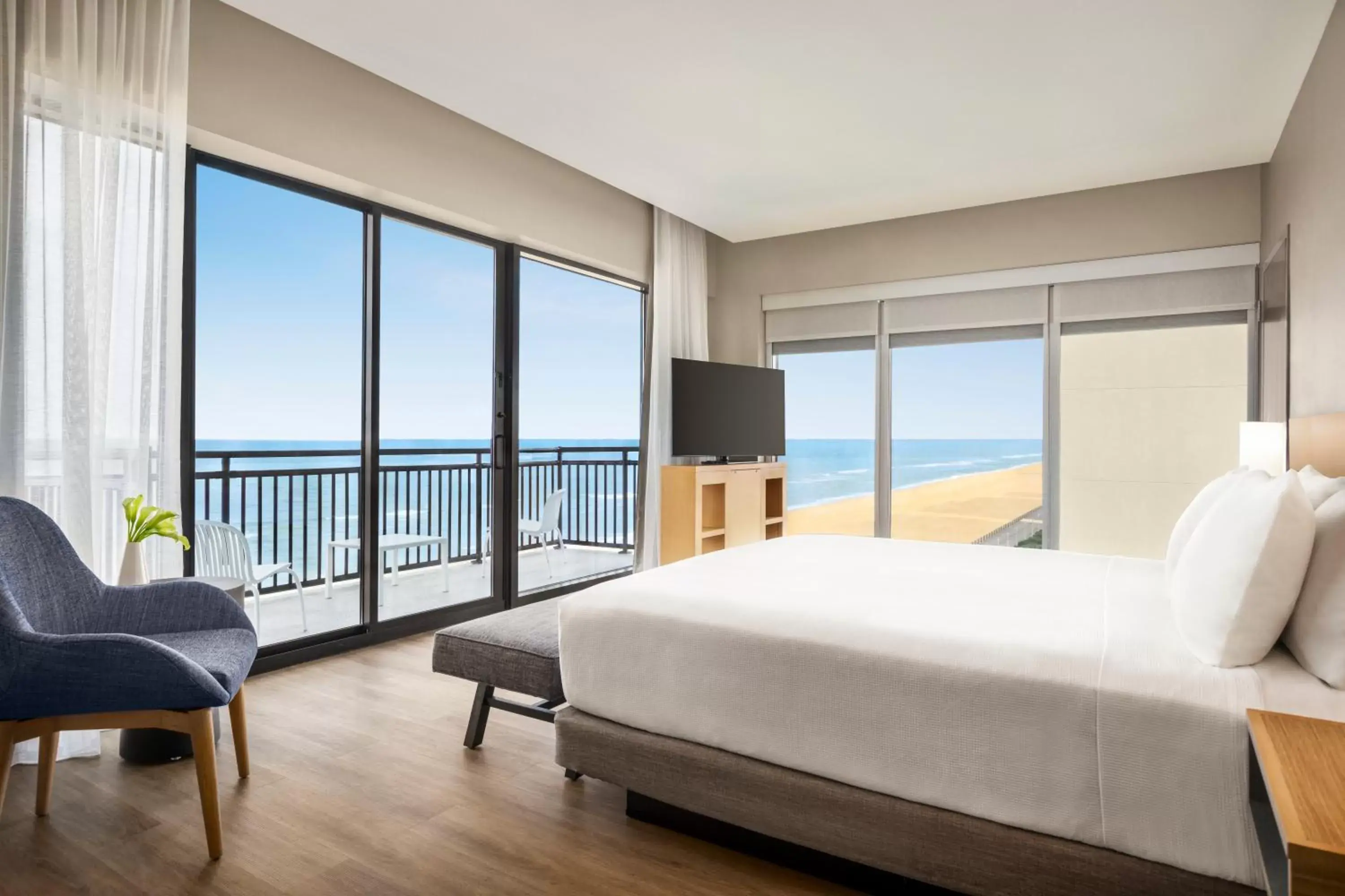 Bedroom, Sea View in Hyatt Place Virginia Beach Oceanfront