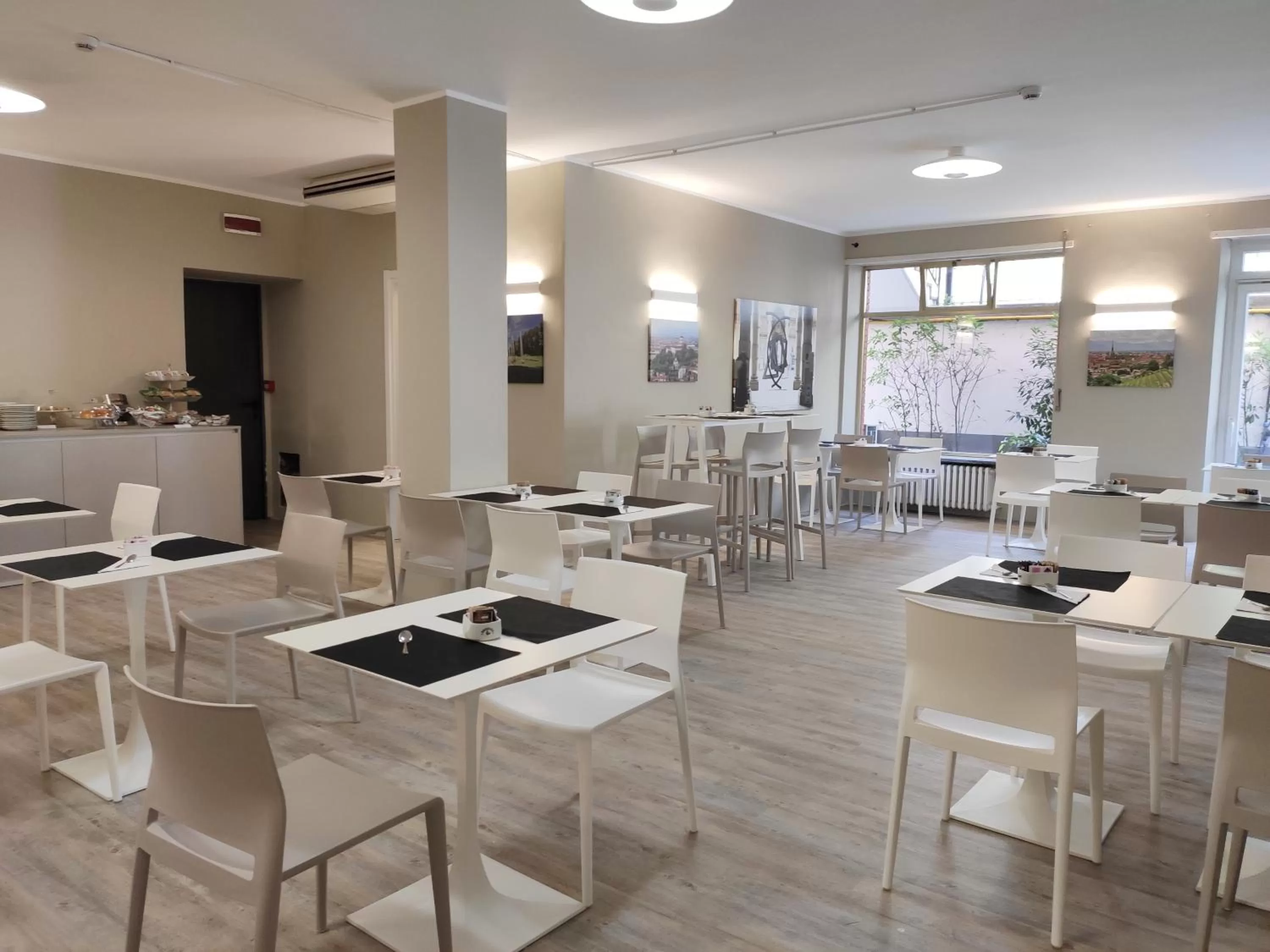 Restaurant/places to eat in Hotel Gran Torino