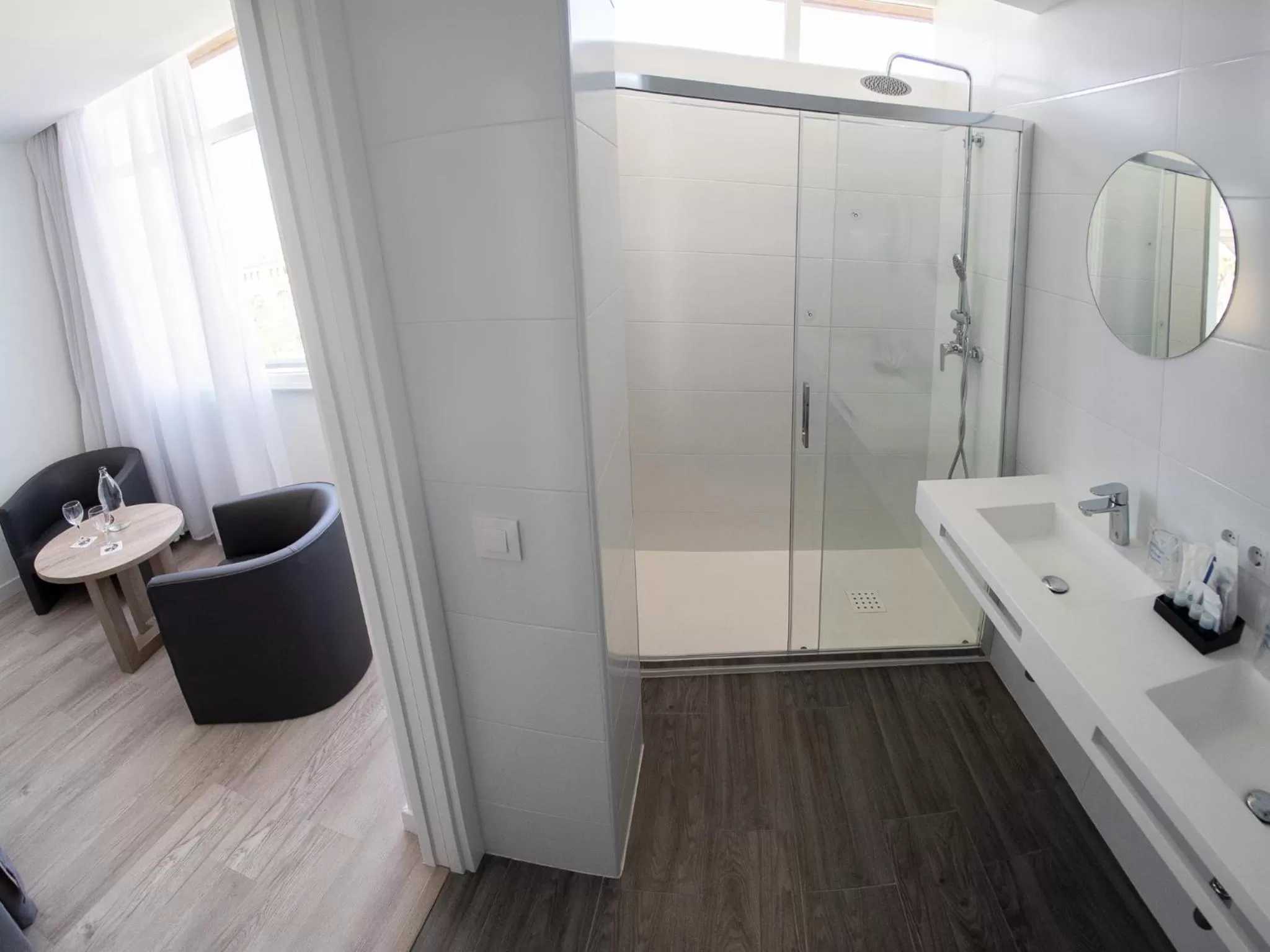 Bathroom in Hotel Pasarela