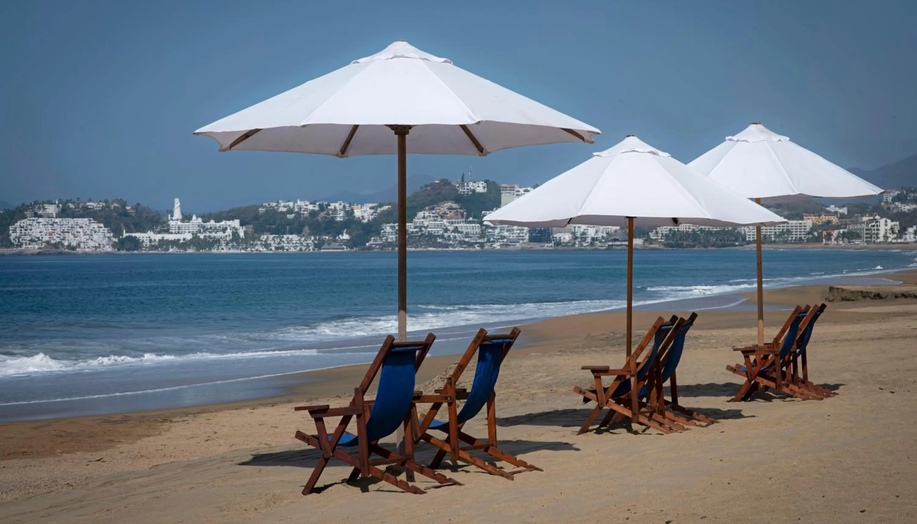 Beach in Hotel Fiesta Mexicana