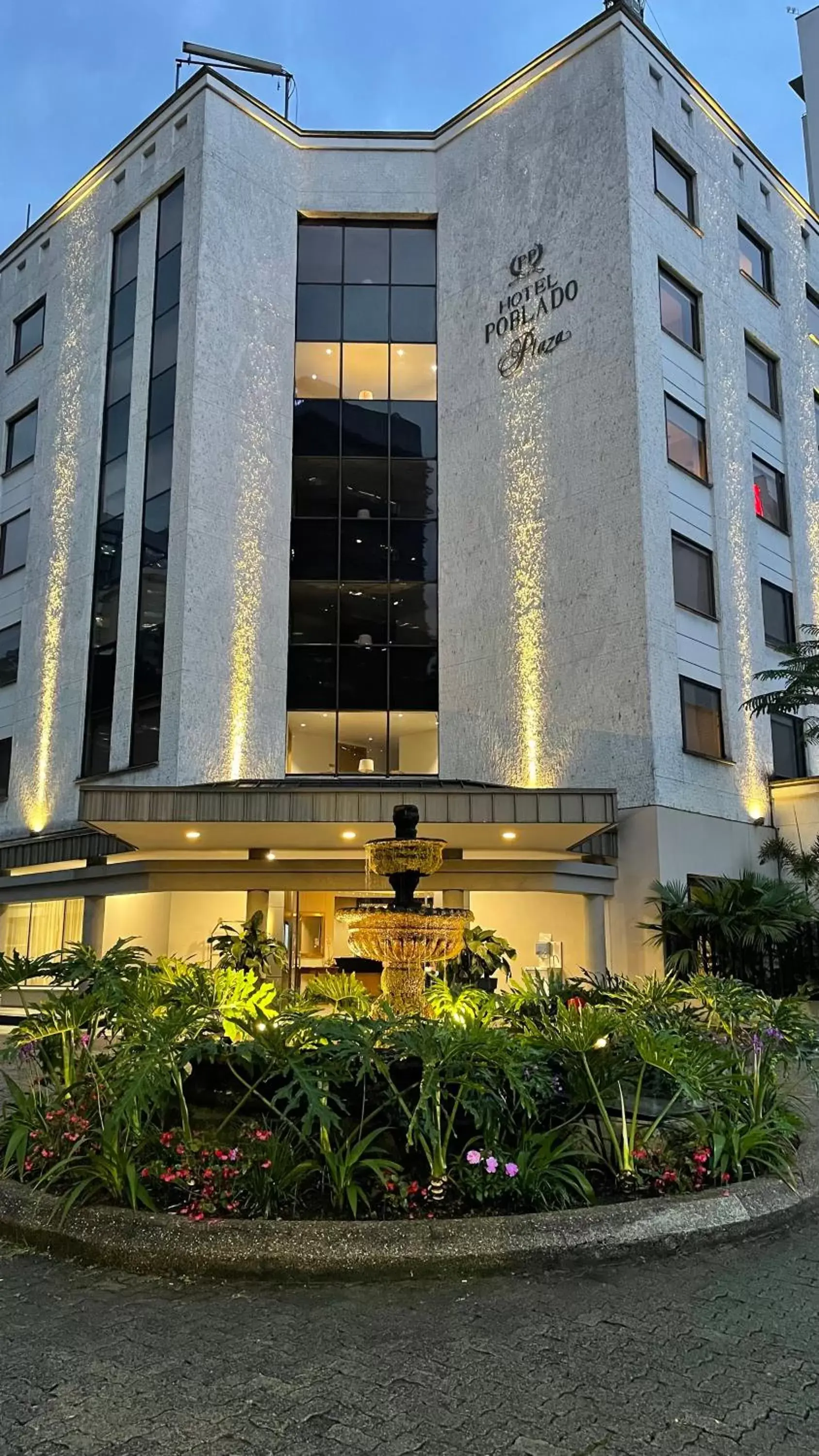 Property Building in Hotel Poblado Plaza