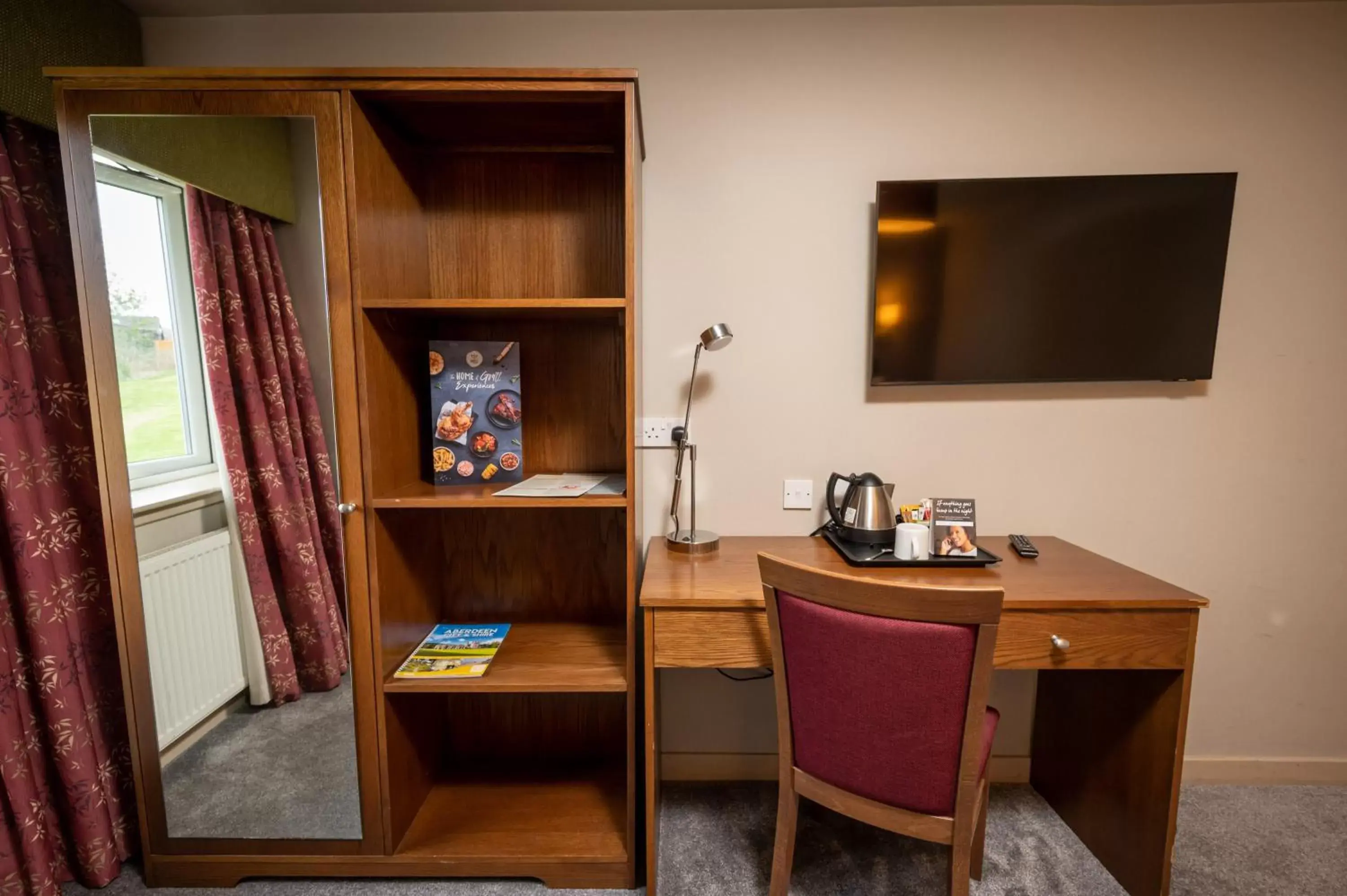 Double Room in Wellington Hotel by Greene King Inns Double Room in Wellington Hotel by Greene King Inns