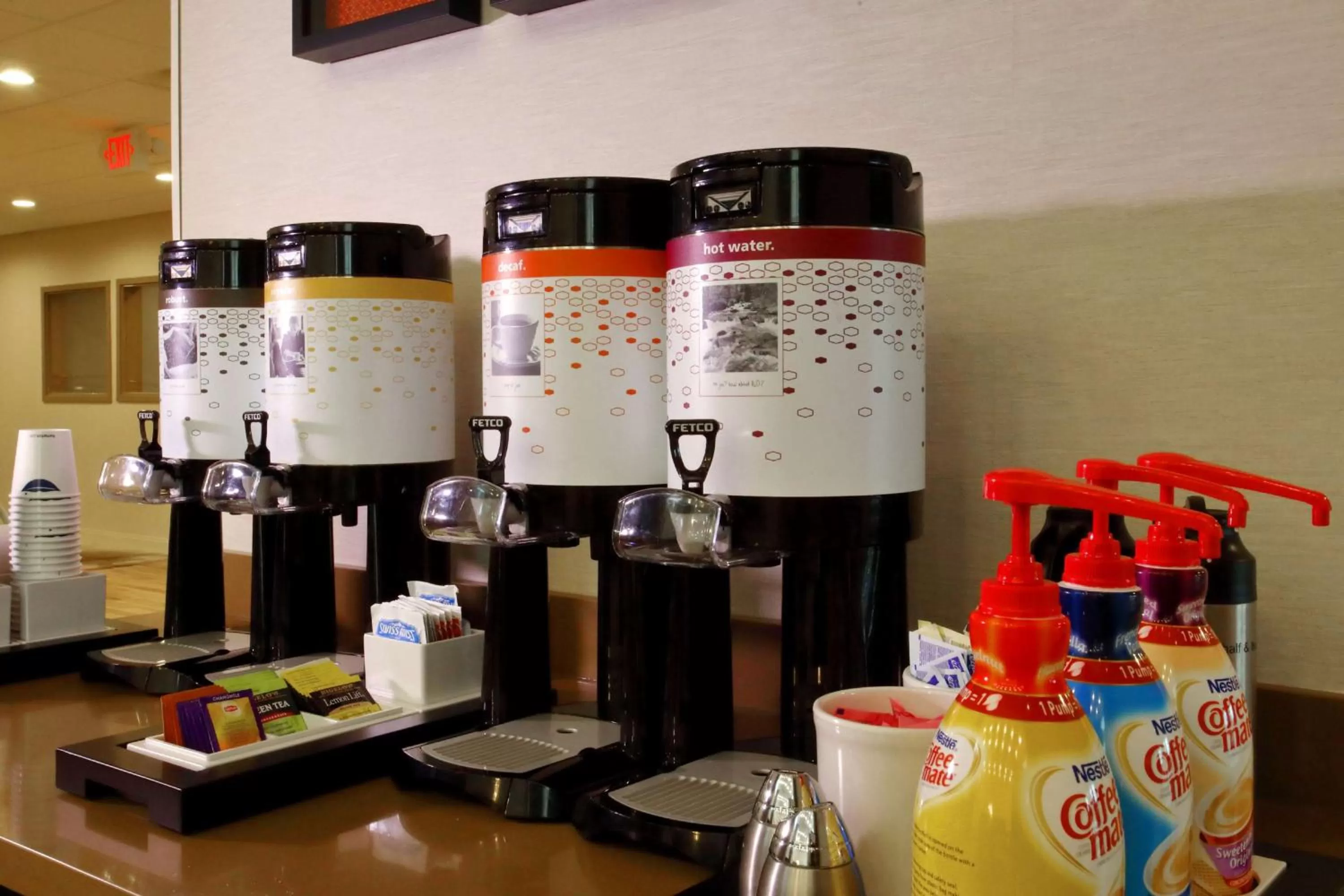 Restaurant/places to eat in Hampton Inn & Suites By Hilton Baltimore/Aberdeen, Md