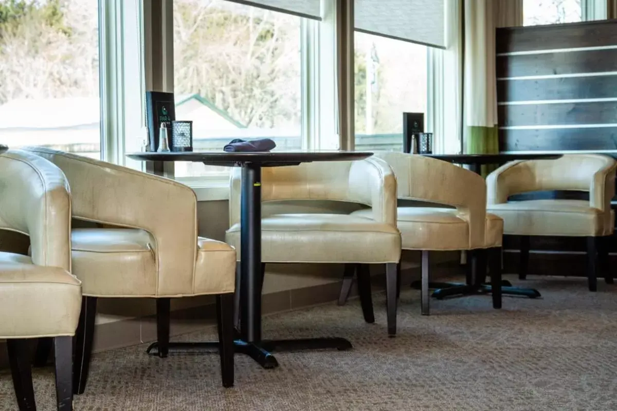 Restaurant/places to eat in Comfort Suites at Par 4 Resort Restaurant/places to eat in Comfort Suites at Par 4 Resort