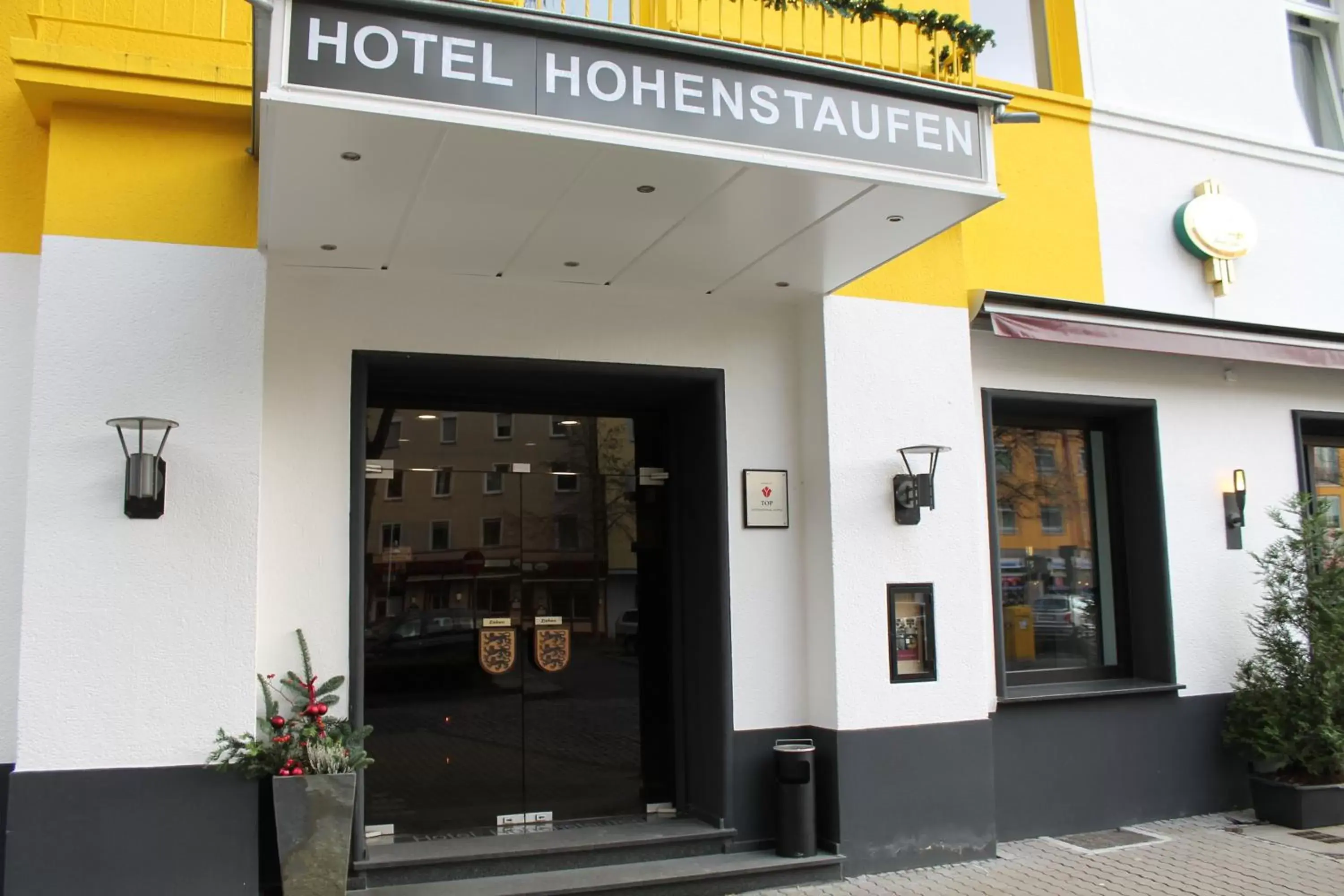 Facade/entrance in Hotel Hohenstaufen