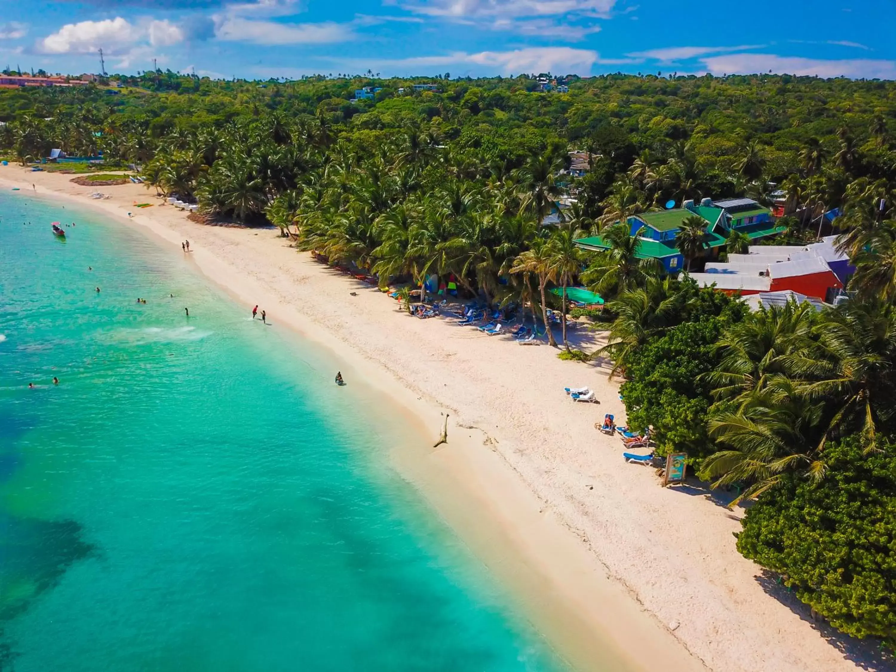 Beach, Bird's-eye View in Hotel Cocoplum Beach