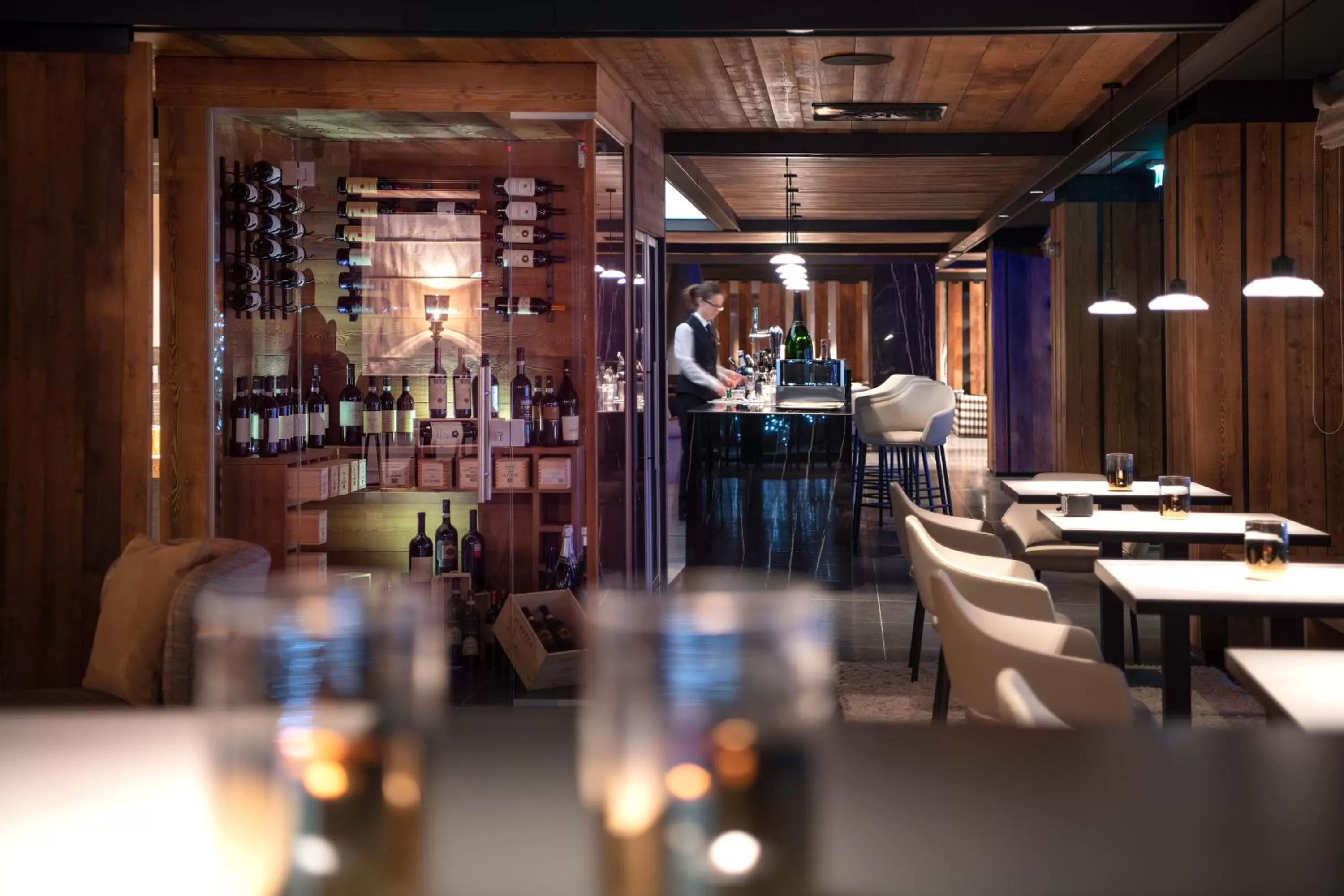 Lounge or bar in Le Massif Hotel & Lodge Courmayeur The Leading Hotels of the World