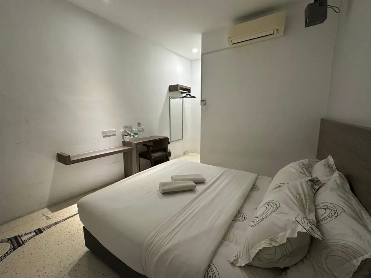 Bed in WF Motel Bed in WF Motel