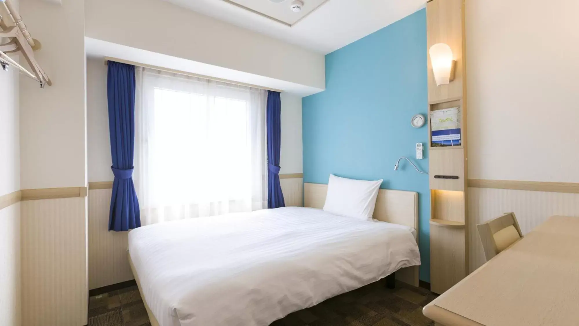 Double Room for Single Use - Non Smoking in Toyoko Inn Marugame Ekimae Double Room for Single Use - Non Smoking in Toyoko Inn Marugame Ekimae