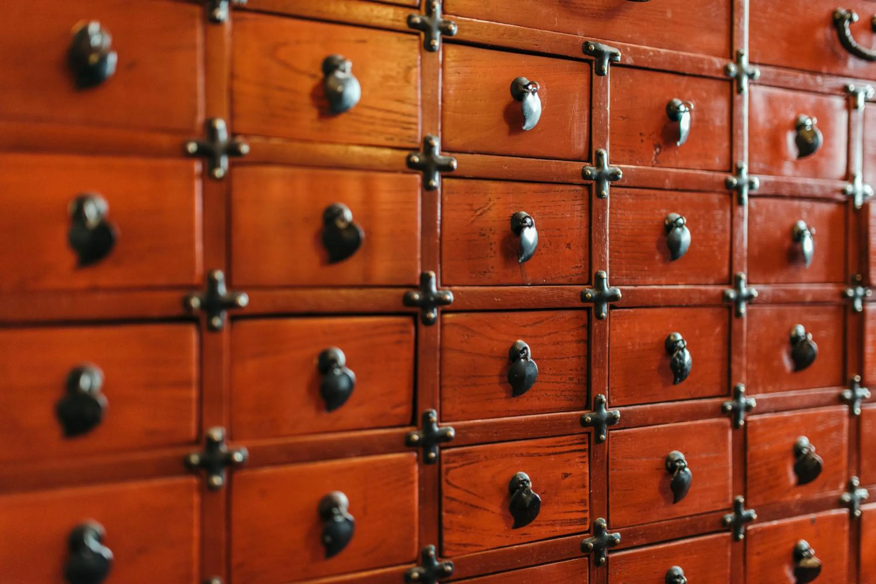 Decorative detail in Merchants House Hotel