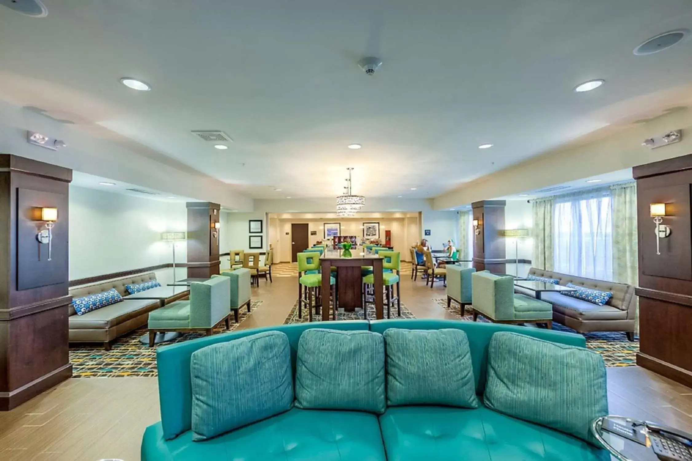 Lobby or reception, Seating Area in Hampton Inn by Hilton Dayton South