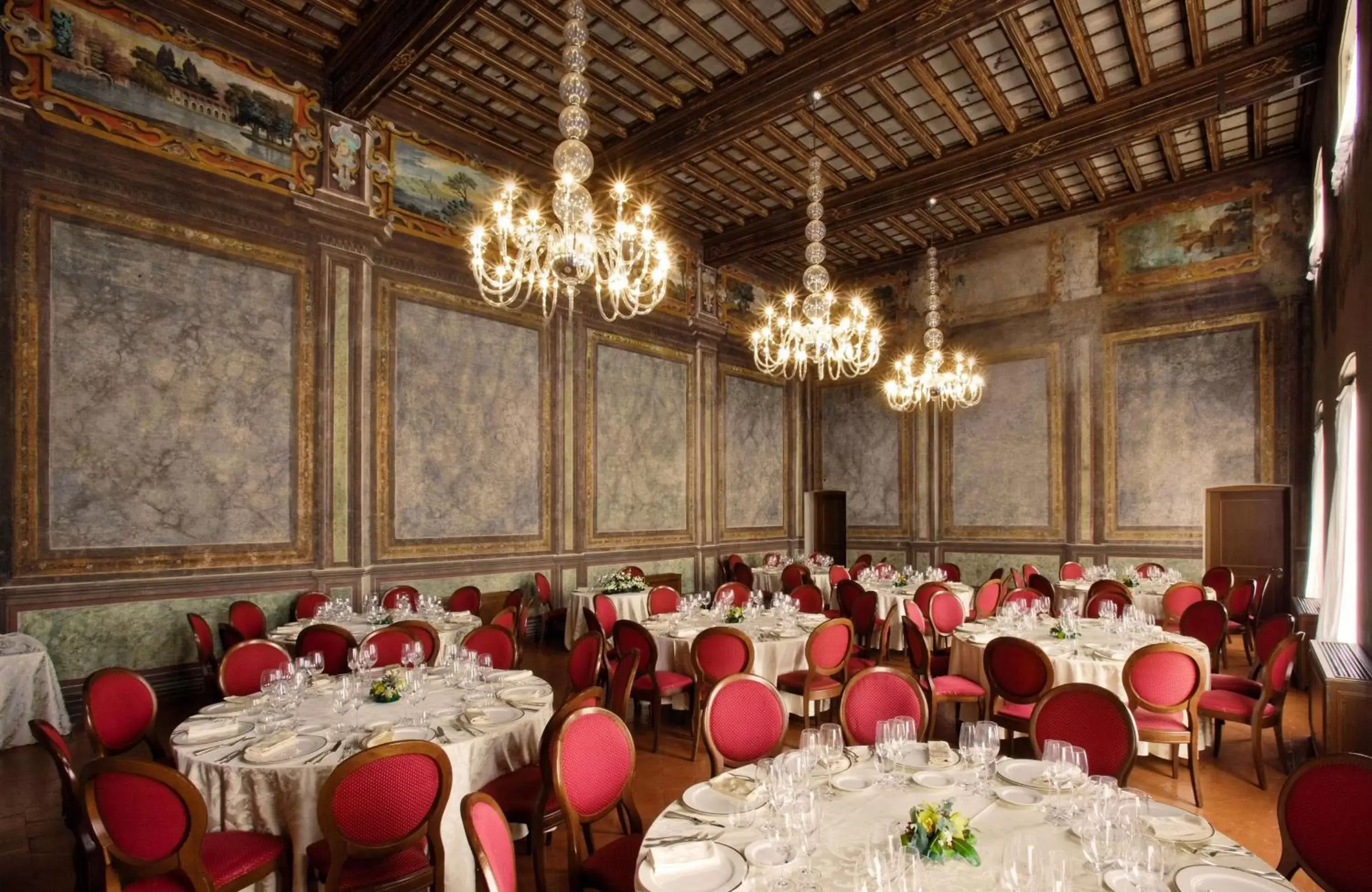 Meeting/conference room, Banquet Facilities in Grand Hotel Villa Torretta, Curio Collection by Hilton