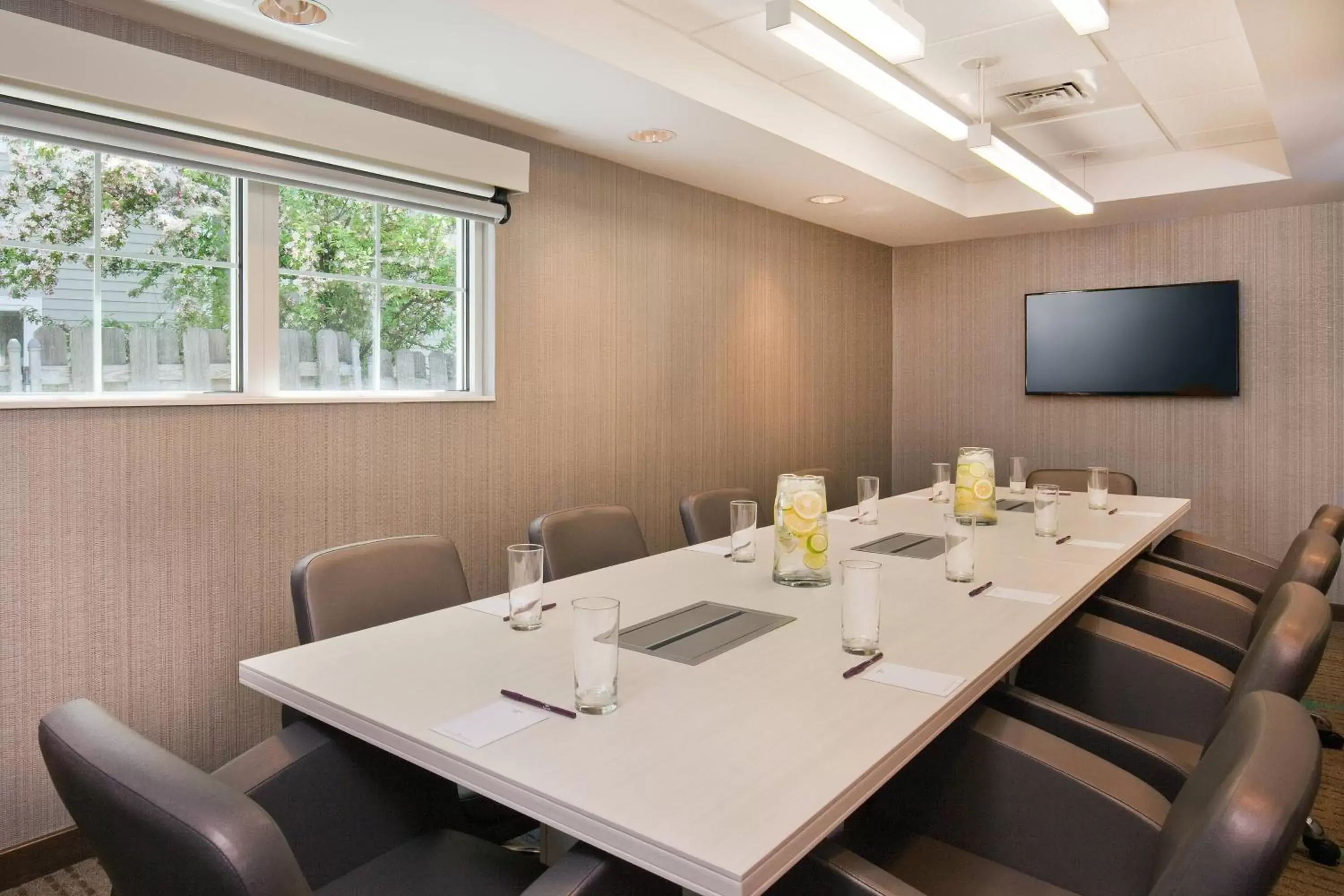 Meeting/conference room in Residence Inn by Marriott Hanover Lebanon