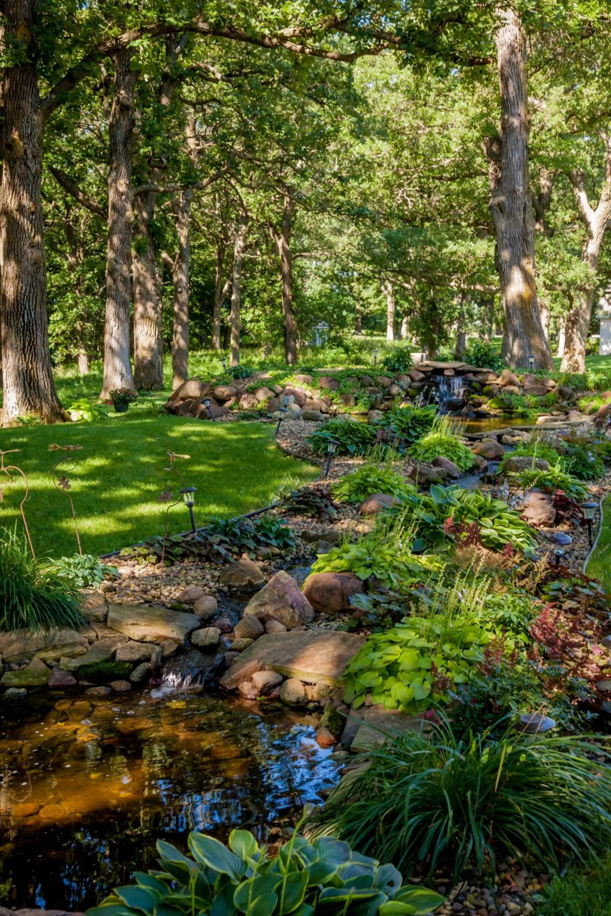 Garden in The Oakwood Inn